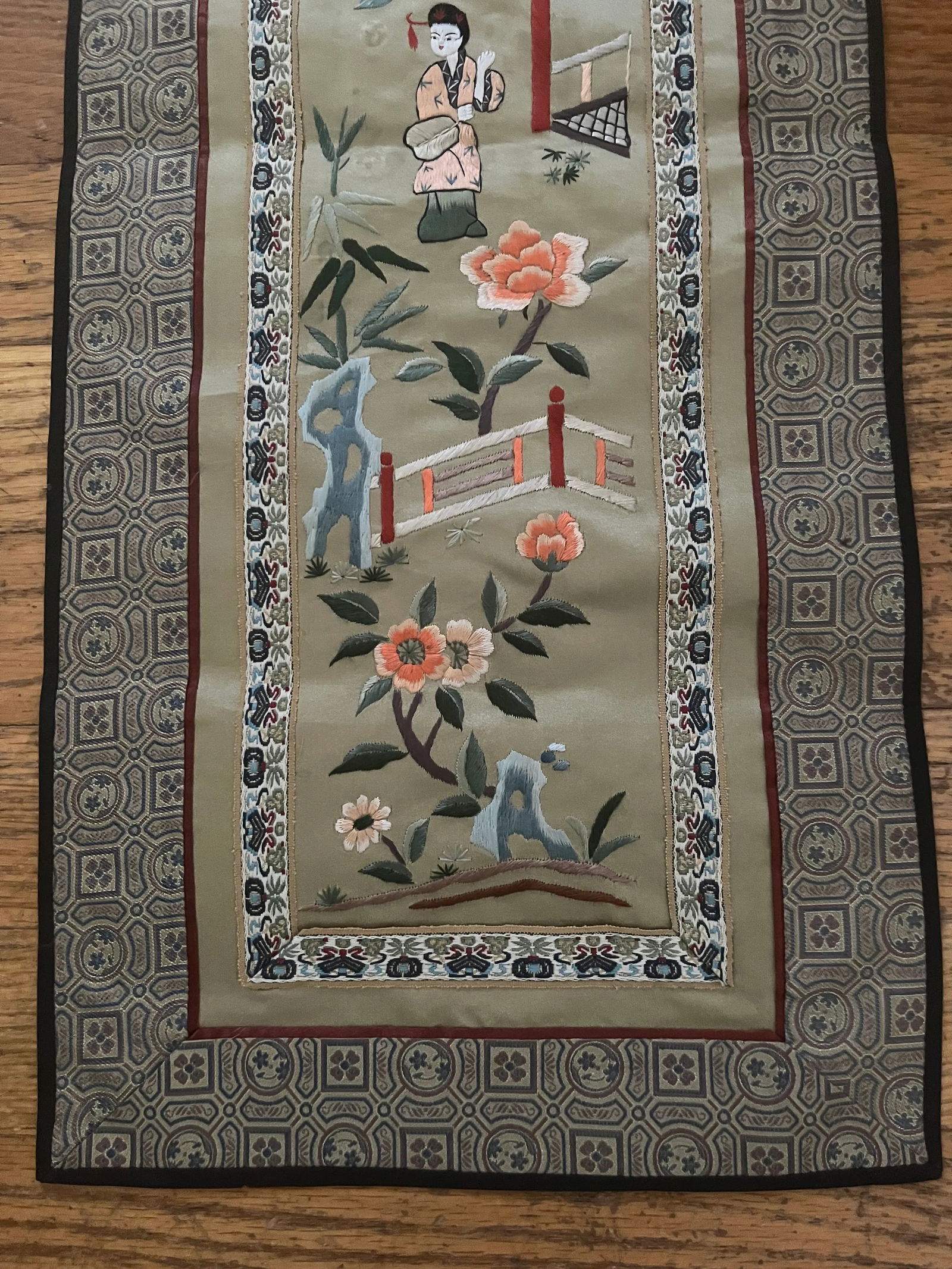 20th Century Chinese Embroidery Wall Hanging - 4