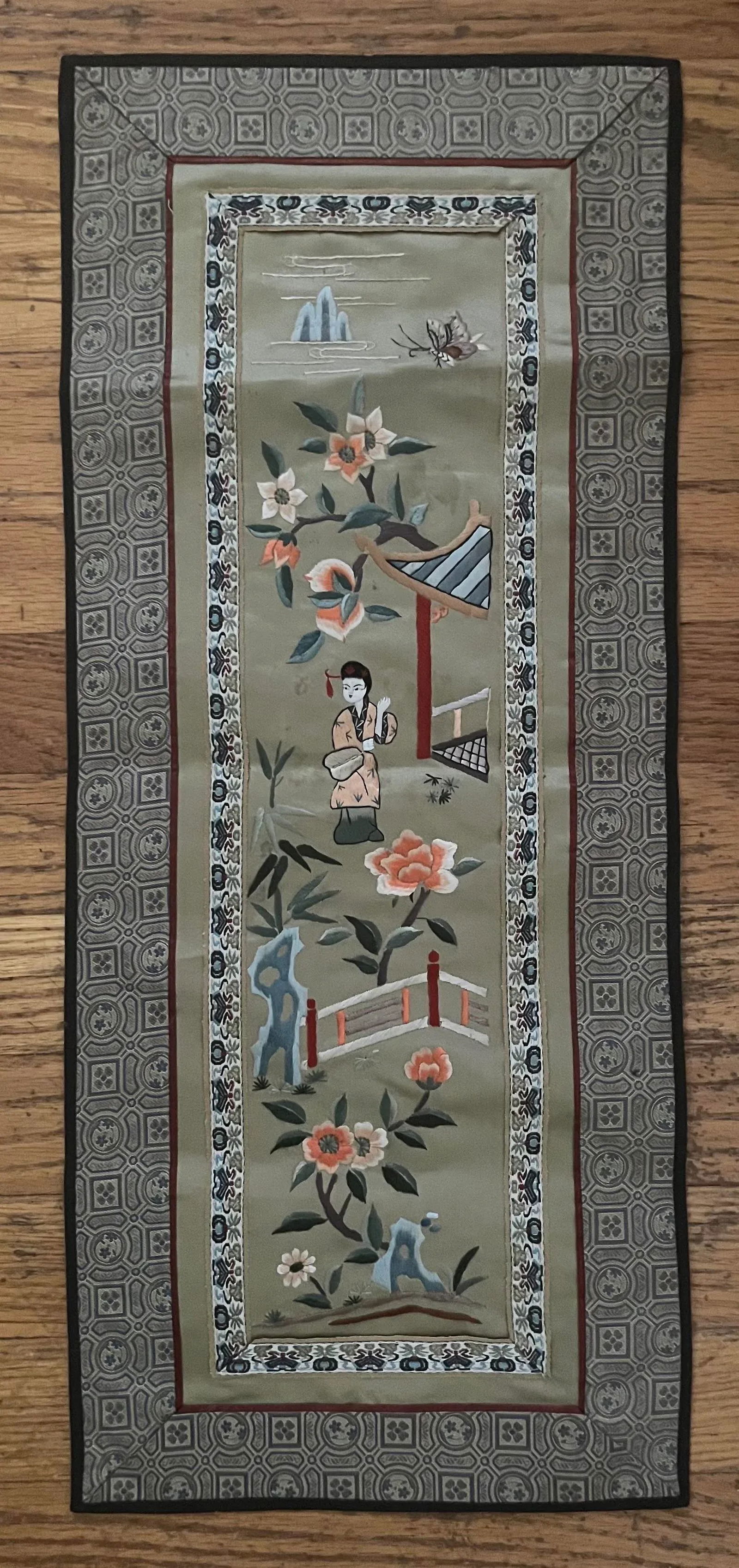 20th Century Chinese Embroidery Wall Hanging - 7