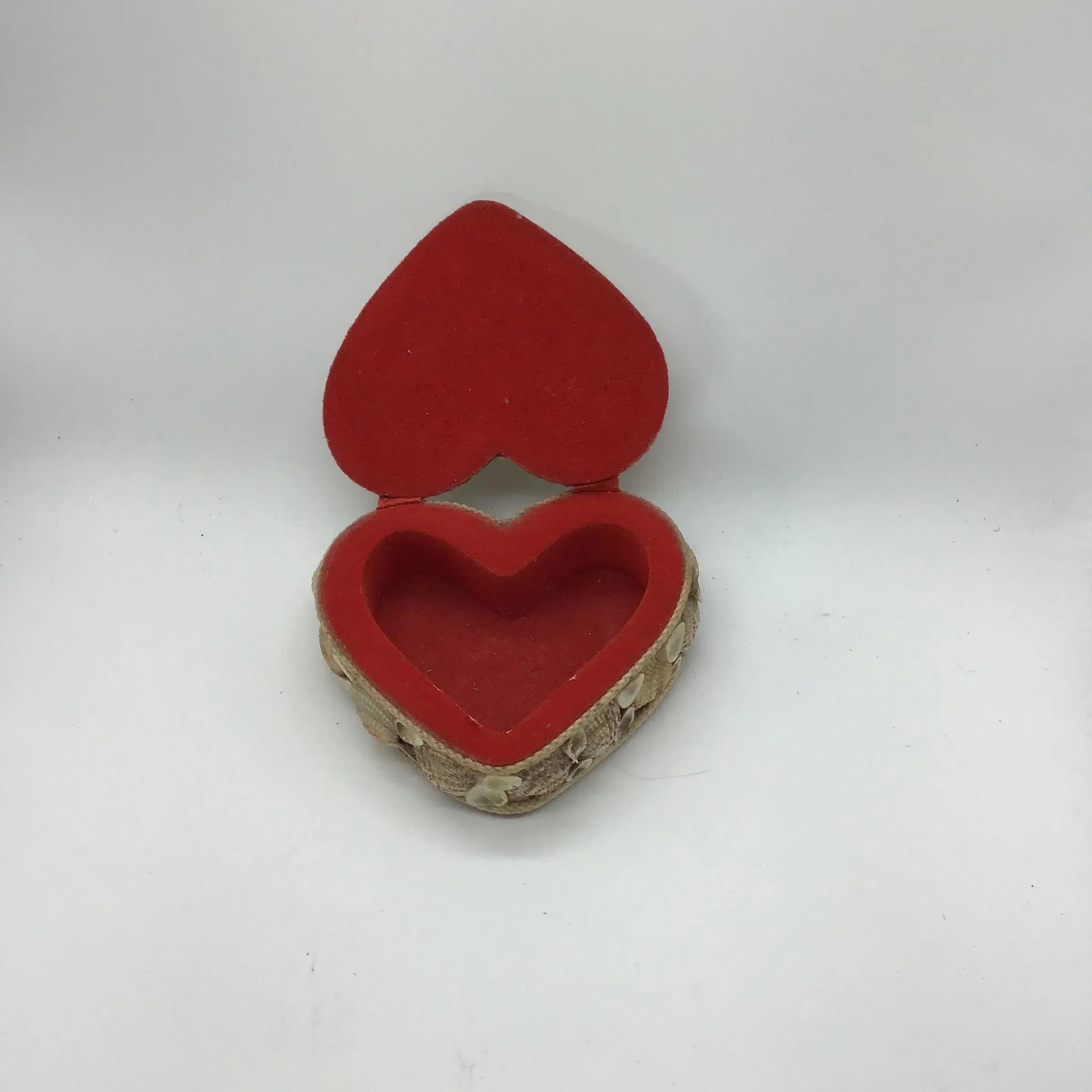 Shell Jewelry Box Vintage Heart Seashell Encrusted Jewelry Trinket Box - 6
