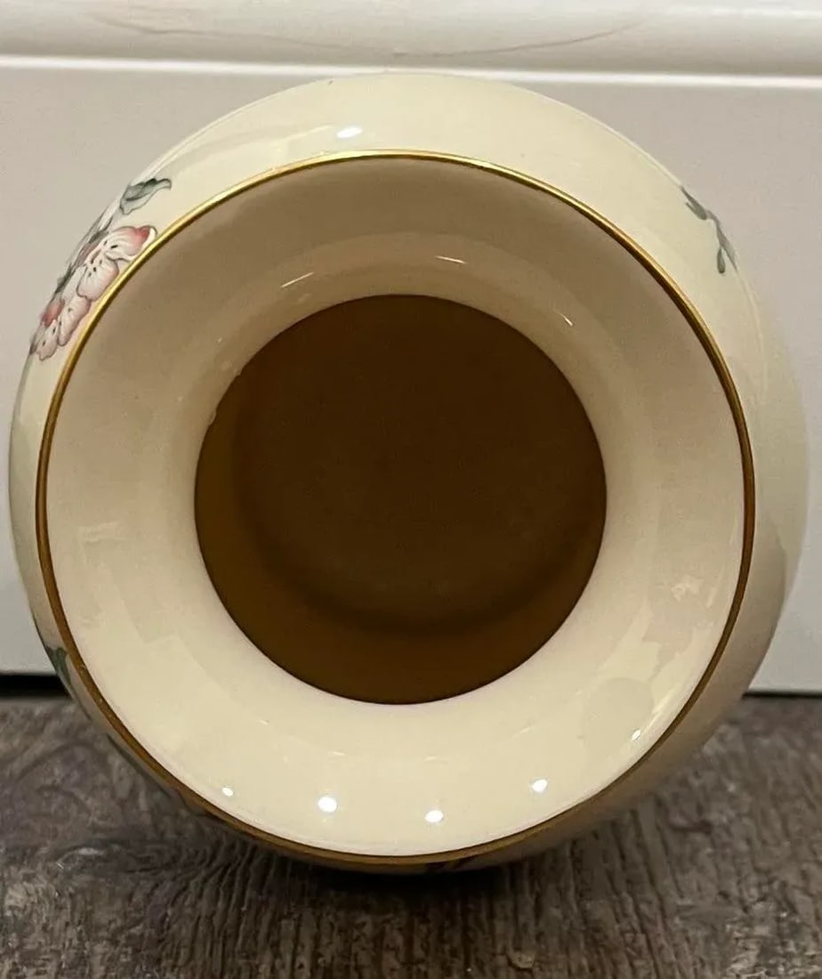 1980s Lenox Serenade Floral Vase - 5