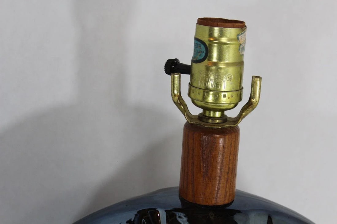 1950s Vintage Art Deco Style Large Metallic Blue Shell Table Lamp - 5