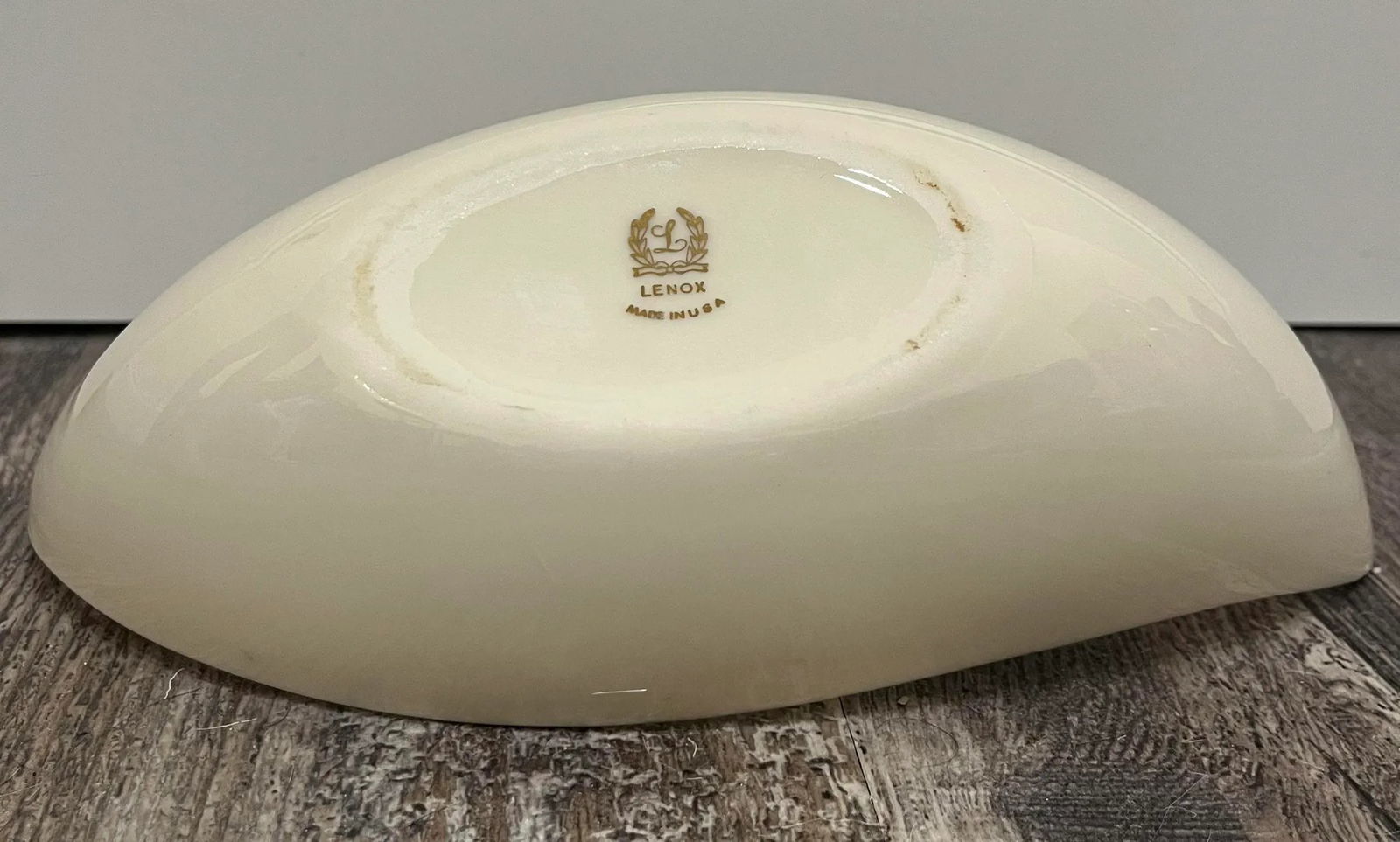 1970s Lenox Olympia Gold Asymmetrical Catchall - 5