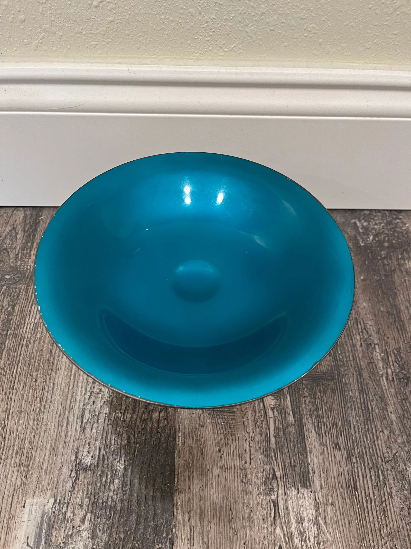 Mid 20th Century Reed and Barton Silverplate and Teal Enamel Pedestal Compote - 4