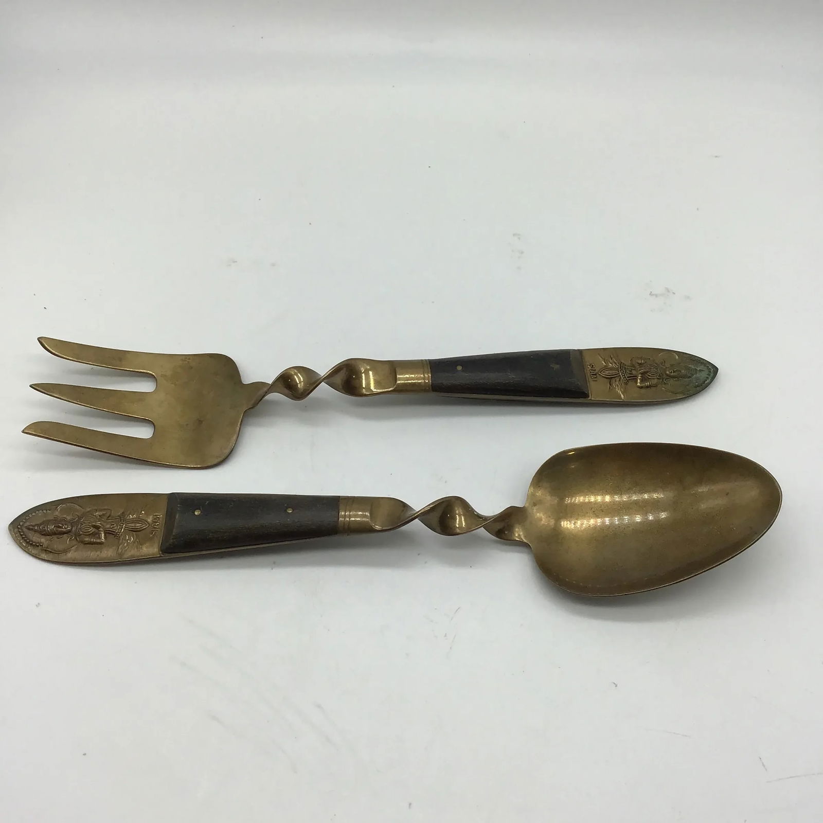 Brass Buddha & Wood Vintage Siam Salad Spoon and Fork Serving Set- 2 Pieces - 2