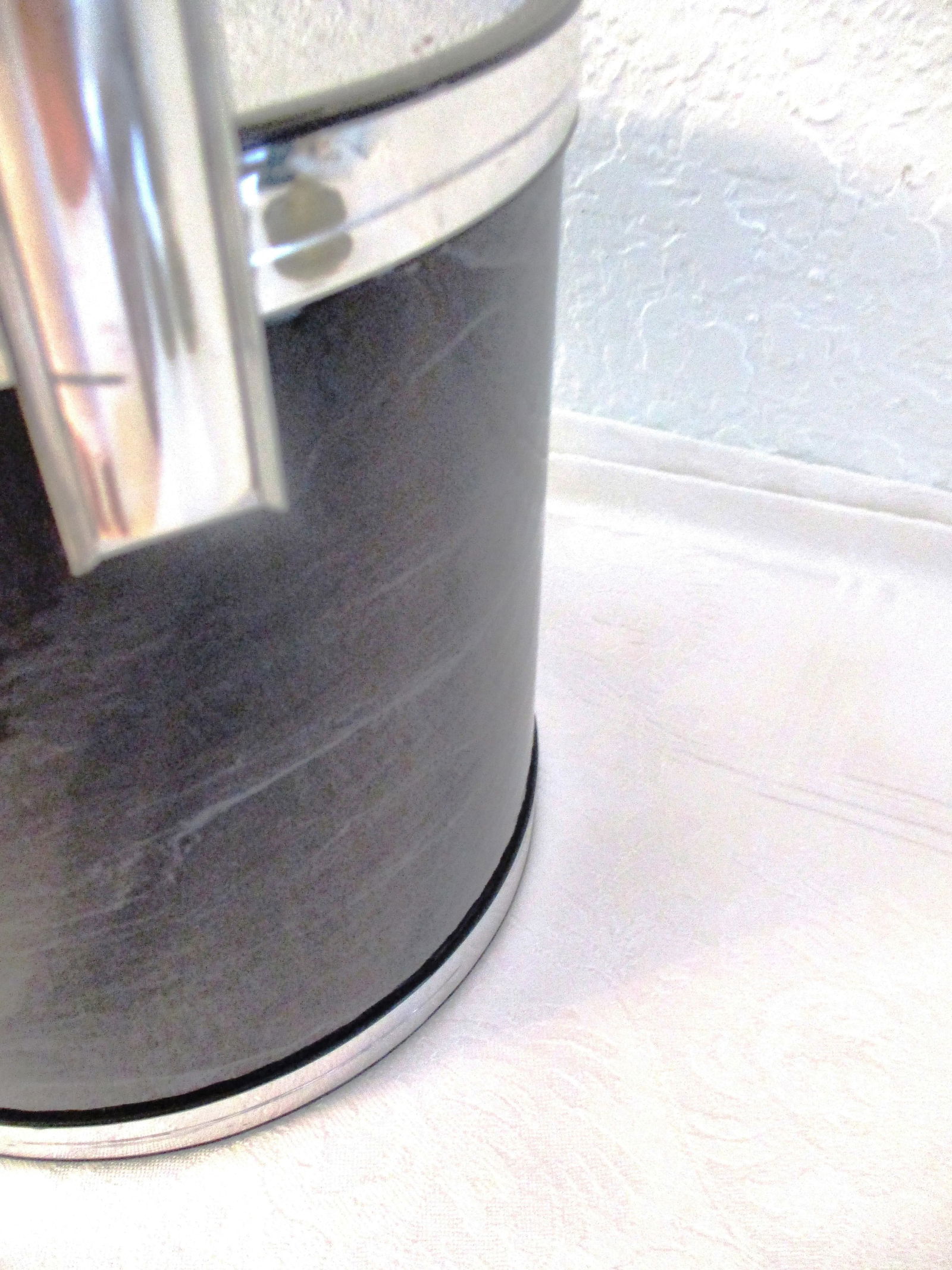1970s Kraftware Silver & Black Faux Marble Ice Bucket - 2