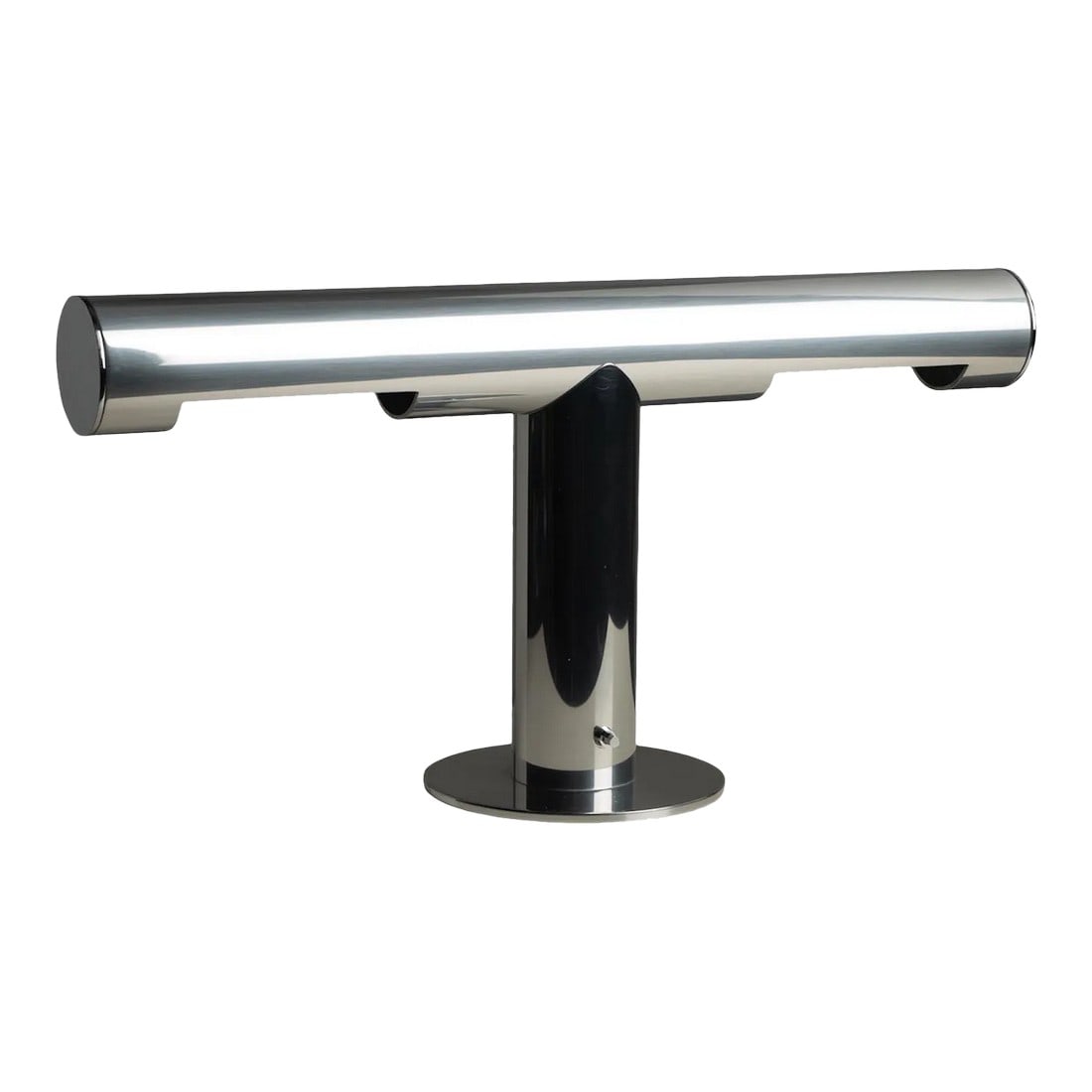 1960s Paul Mayén Habitat T-Form Space Age Desk Lamp: 1960s T-form polished aluminum desk lamp. Design: Paul Mayén for HABITAT INC. Very cool 60's desk lamp. A really substantial and sturdy "˜sculpture' (functional) for your desk. It
