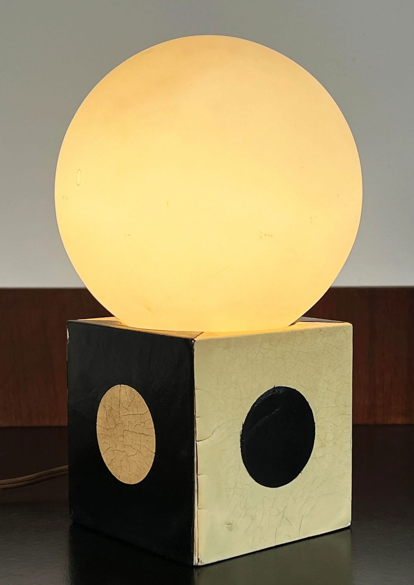 Vintage C.1950's Italian Black & White Leather Table Lamp - 2