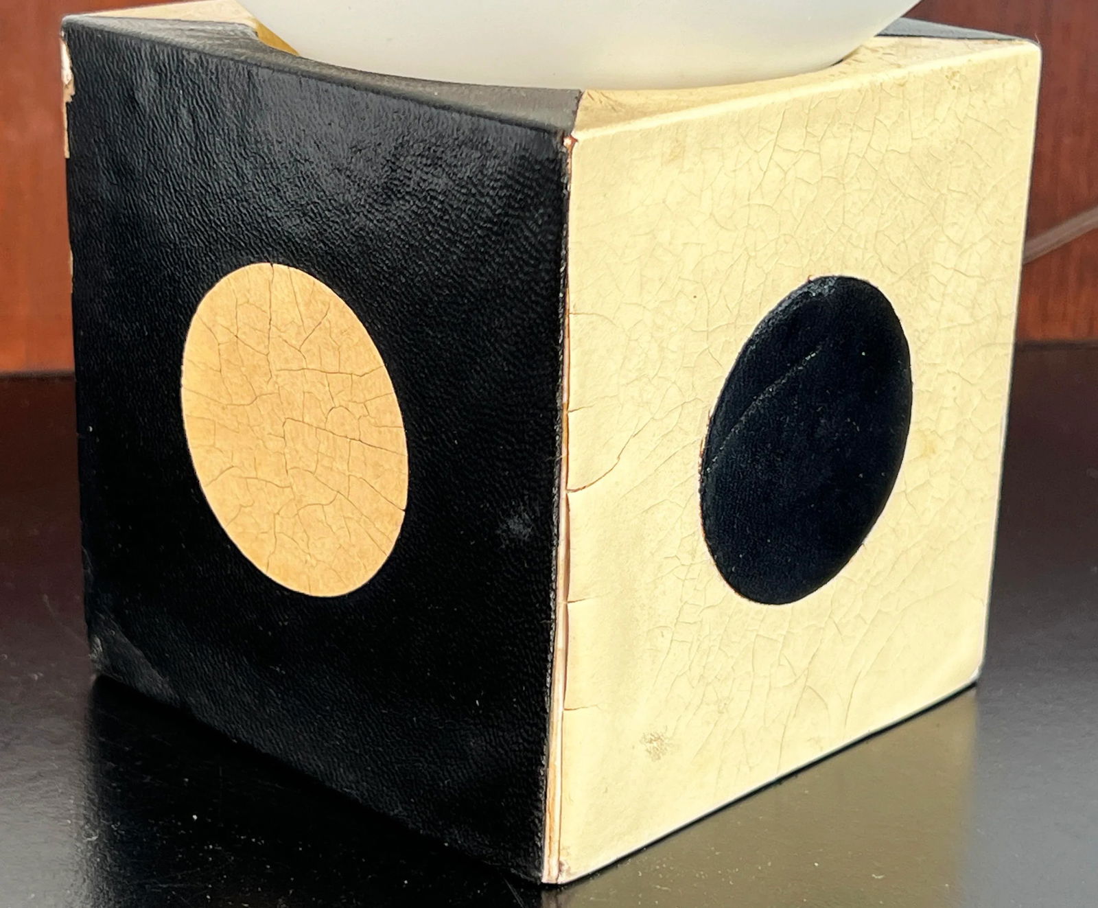 Vintage C.1950's Italian Black & White Leather Table Lamp - 5