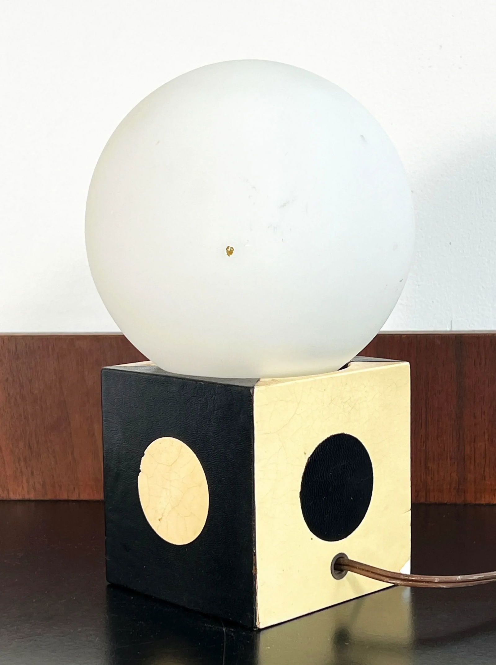 Vintage C.1950's Italian Black & White Leather Table Lamp - 6