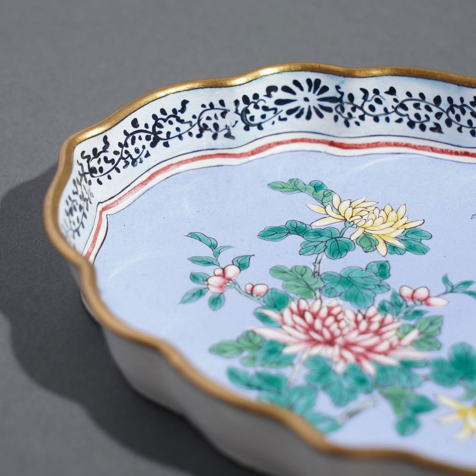 Chinese Enameled Pin Tray Decorated With Mums & Cherry Blossoms, 1950's - 4