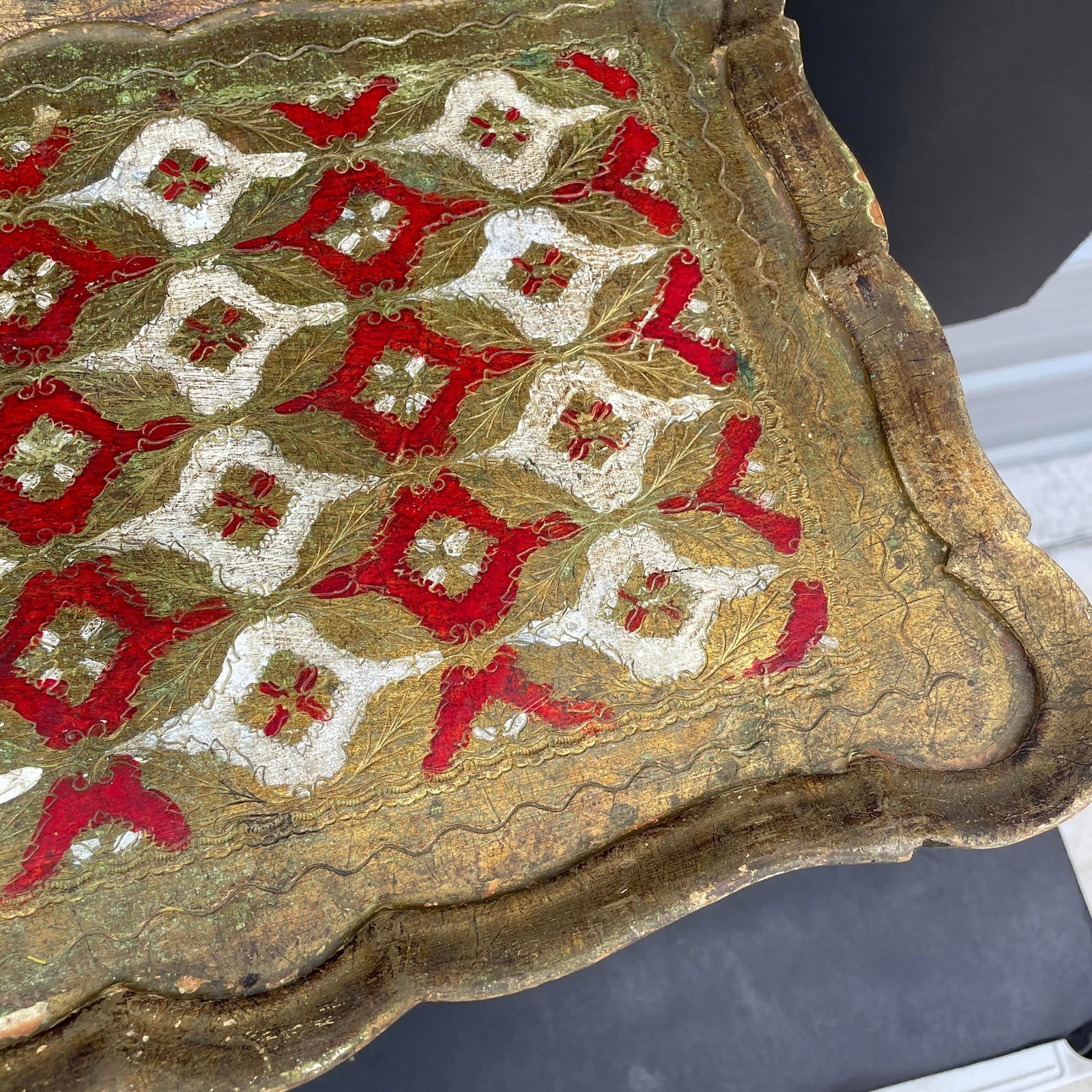 Vintage Italian Florentine Gold Gilt Wooden Side Table - 10