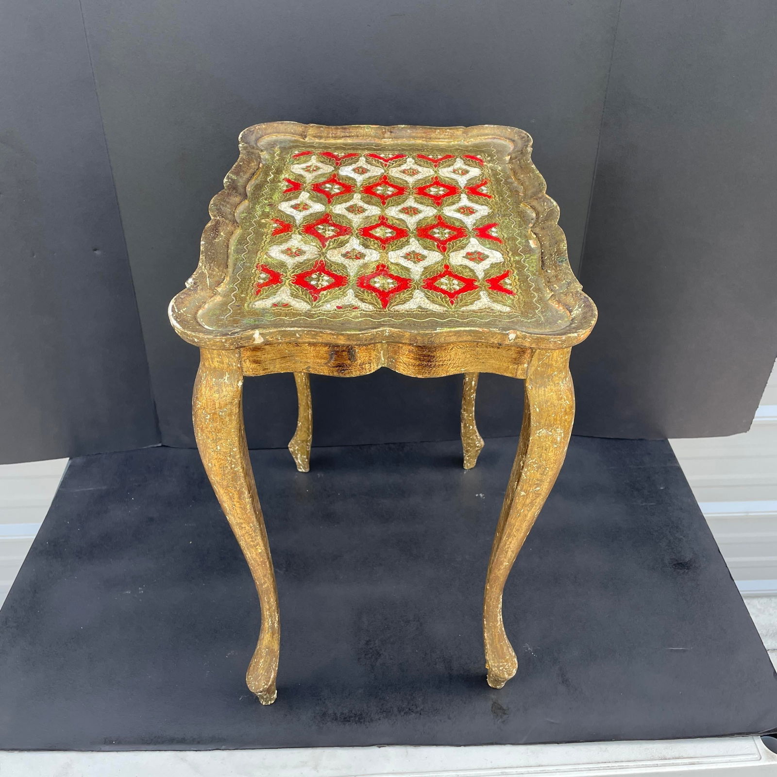 Vintage Italian Florentine Gold Gilt Wooden Side Table - 2