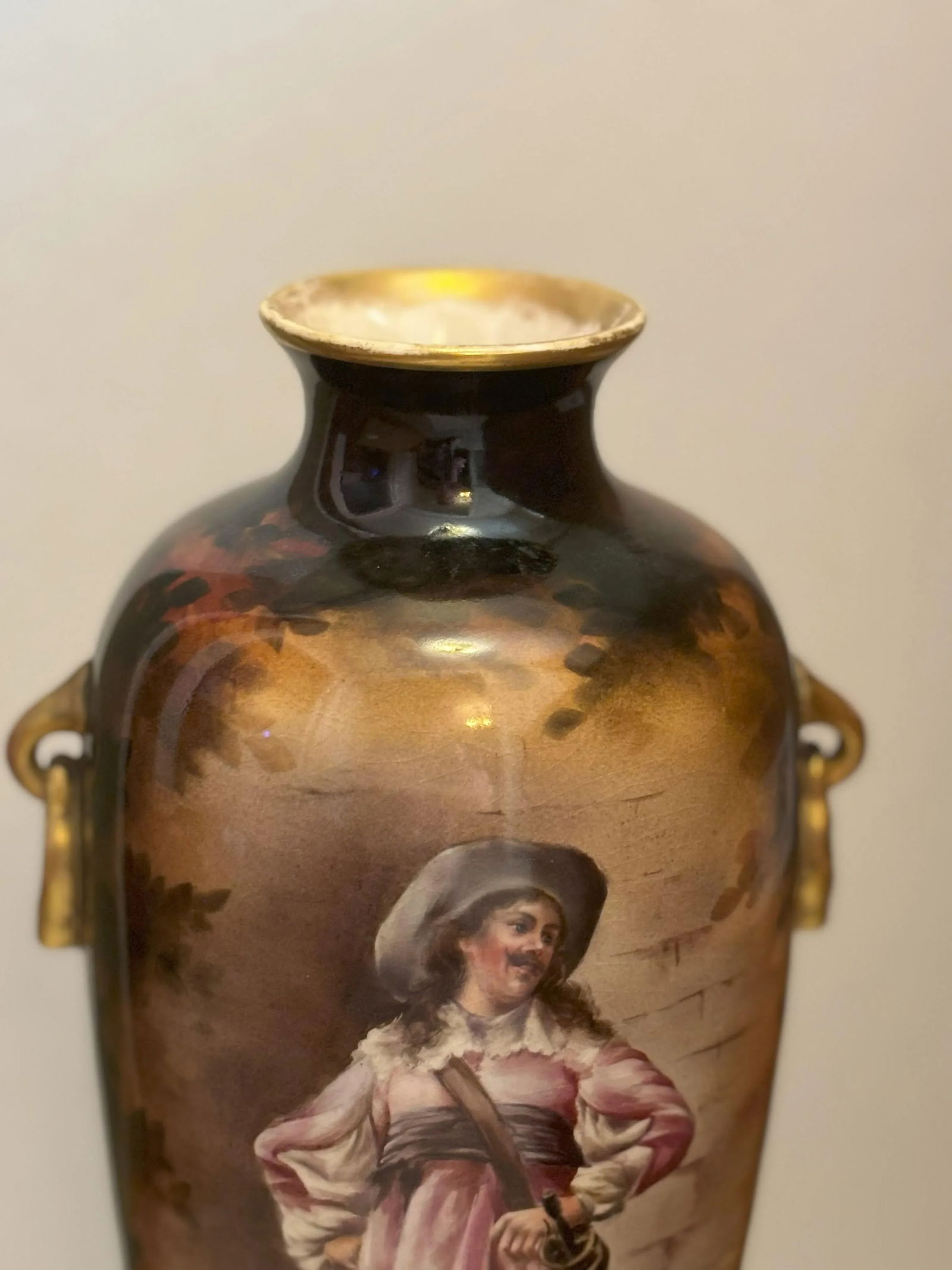 Late 19th Century Royal Bonn German Porcelain Portrait Vase - 4