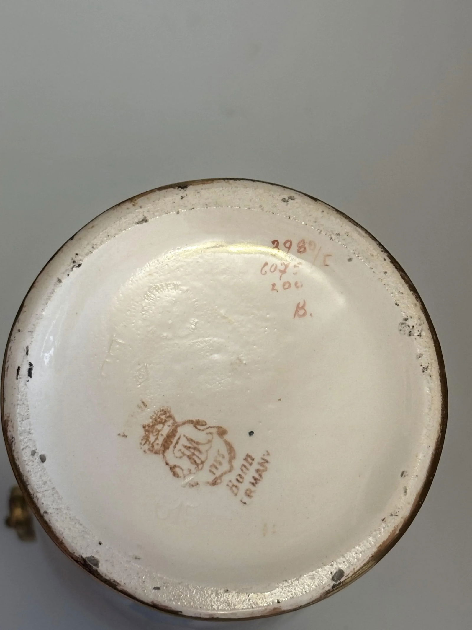 Late 19th Century Royal Bonn German Porcelain Portrait Vase - 7