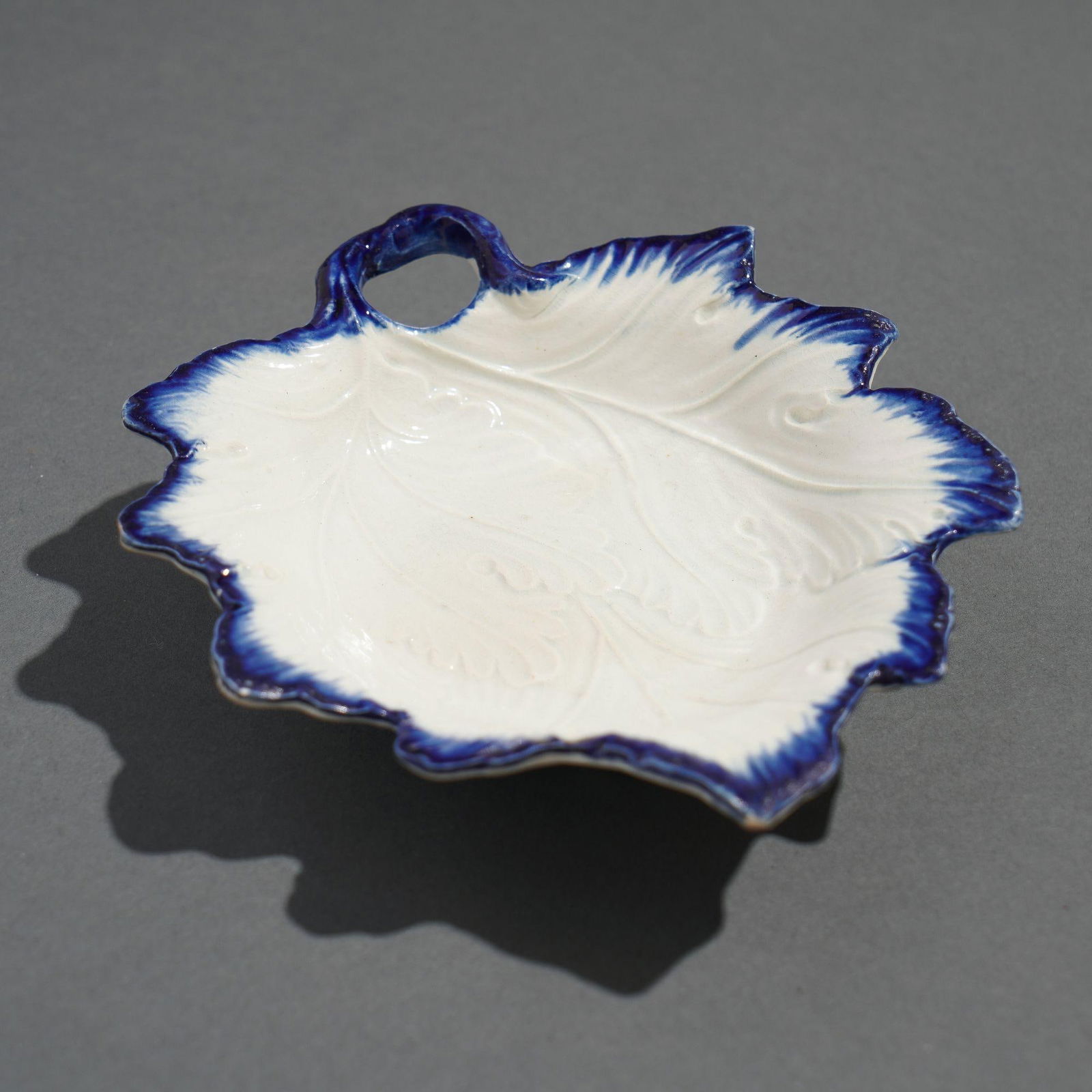 Shell Edge Pearlware Grape Leaf Condiment Dish, C. 1820 - 4