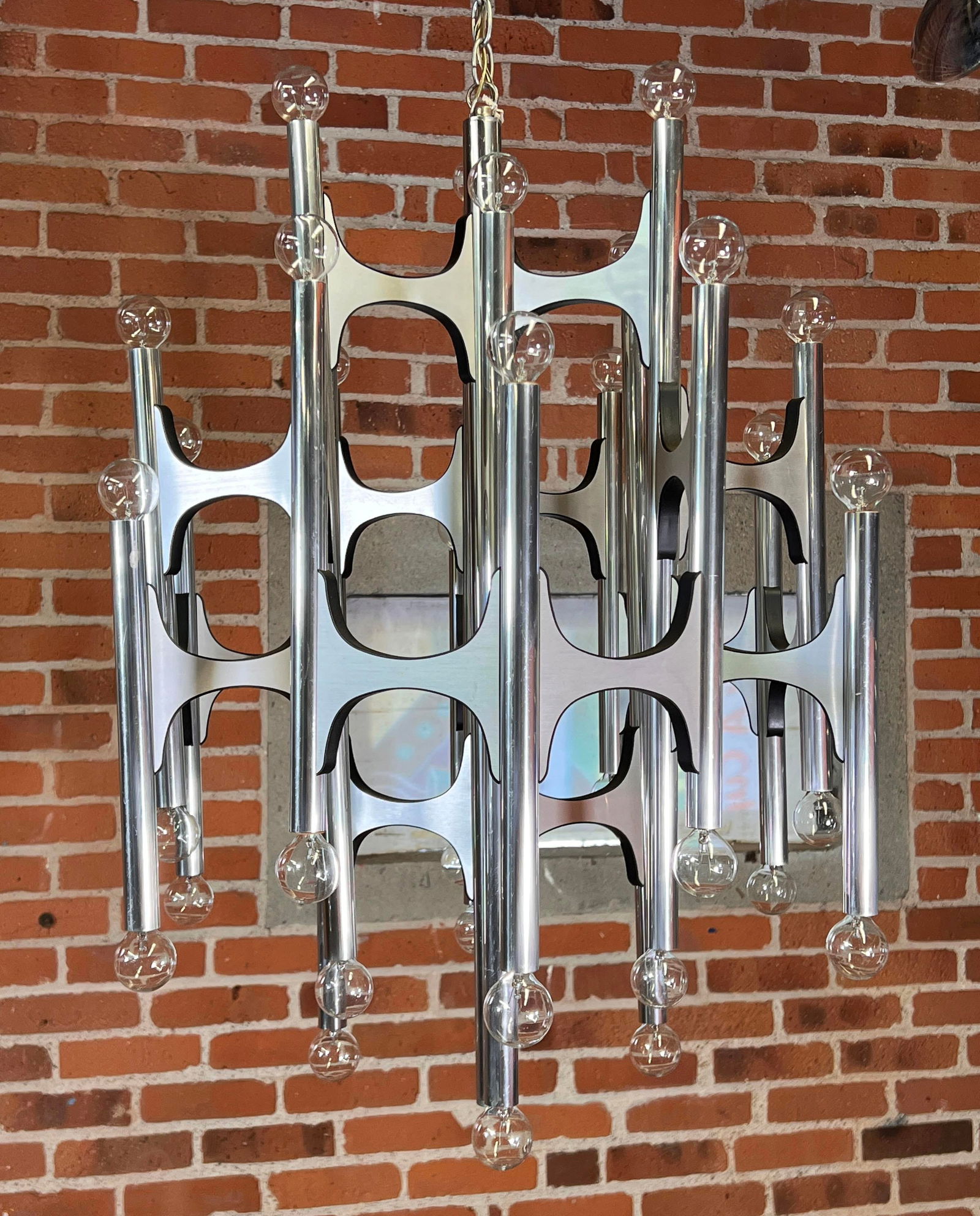 Sculptural Mid Century Modern 36 Light Chandelier by Gaetano Sciolari for Lightolier - 2