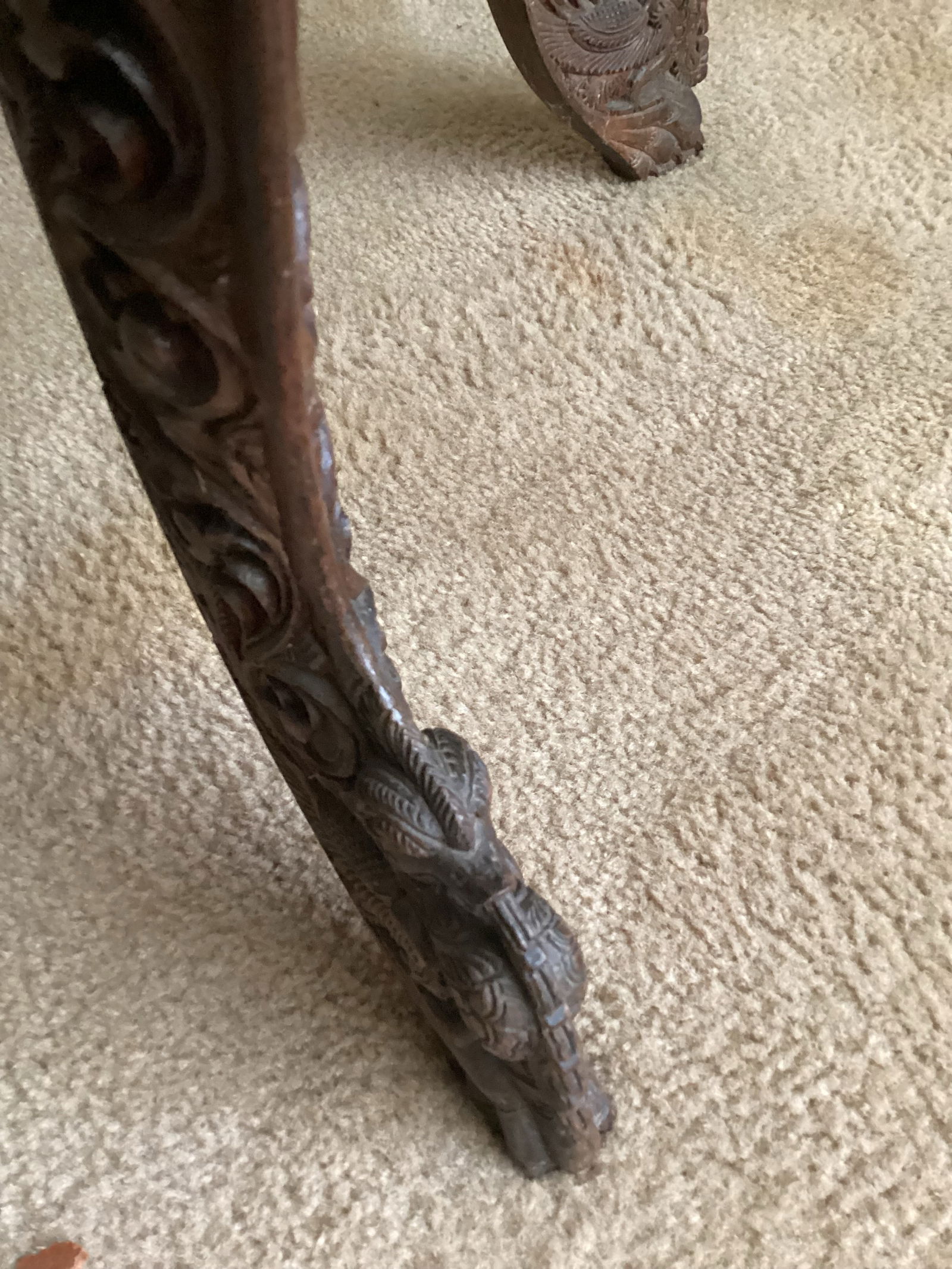 1960s Vintage Anglo-Indian Hand Crafted Hardwood Round Side Table Carved Legs & Top - 5