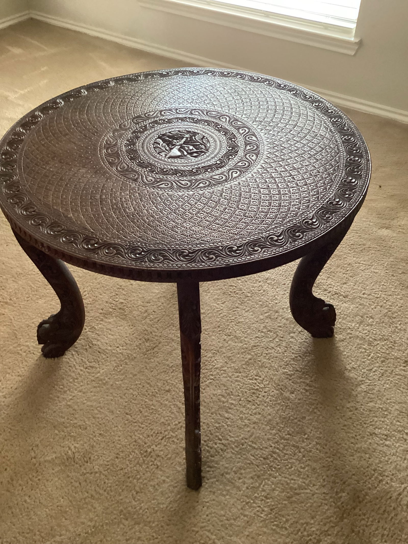 1960s Vintage Anglo-Indian Hand Crafted Hardwood Round Side Table Carved Legs & Top - 8