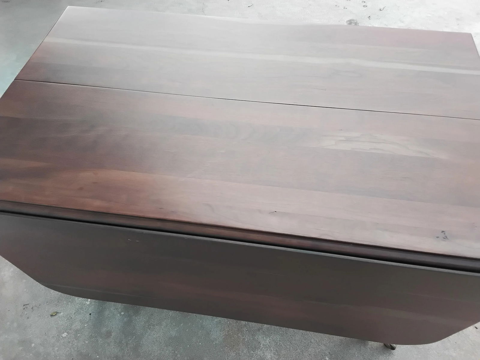 1940s Mid-Century Modern Cherry Dining Table - 2