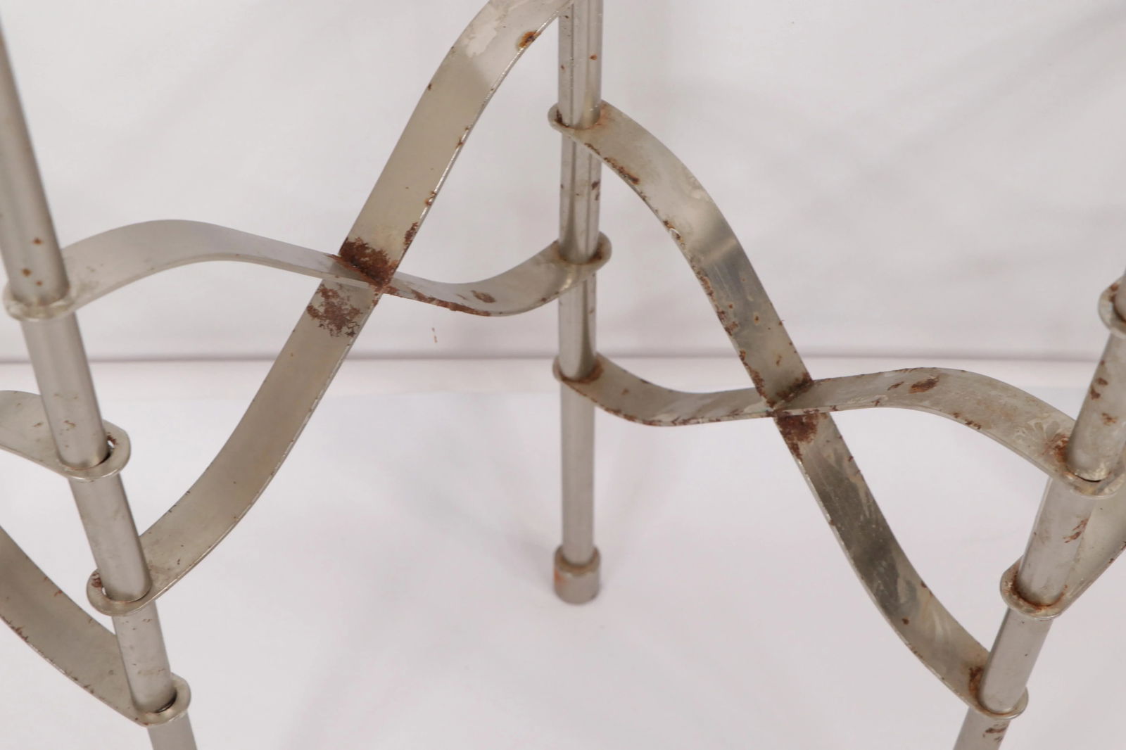 Vintage 1960s Mid-Century Modern Silver Steel 5 Piece Rotating Candle Holder - 4