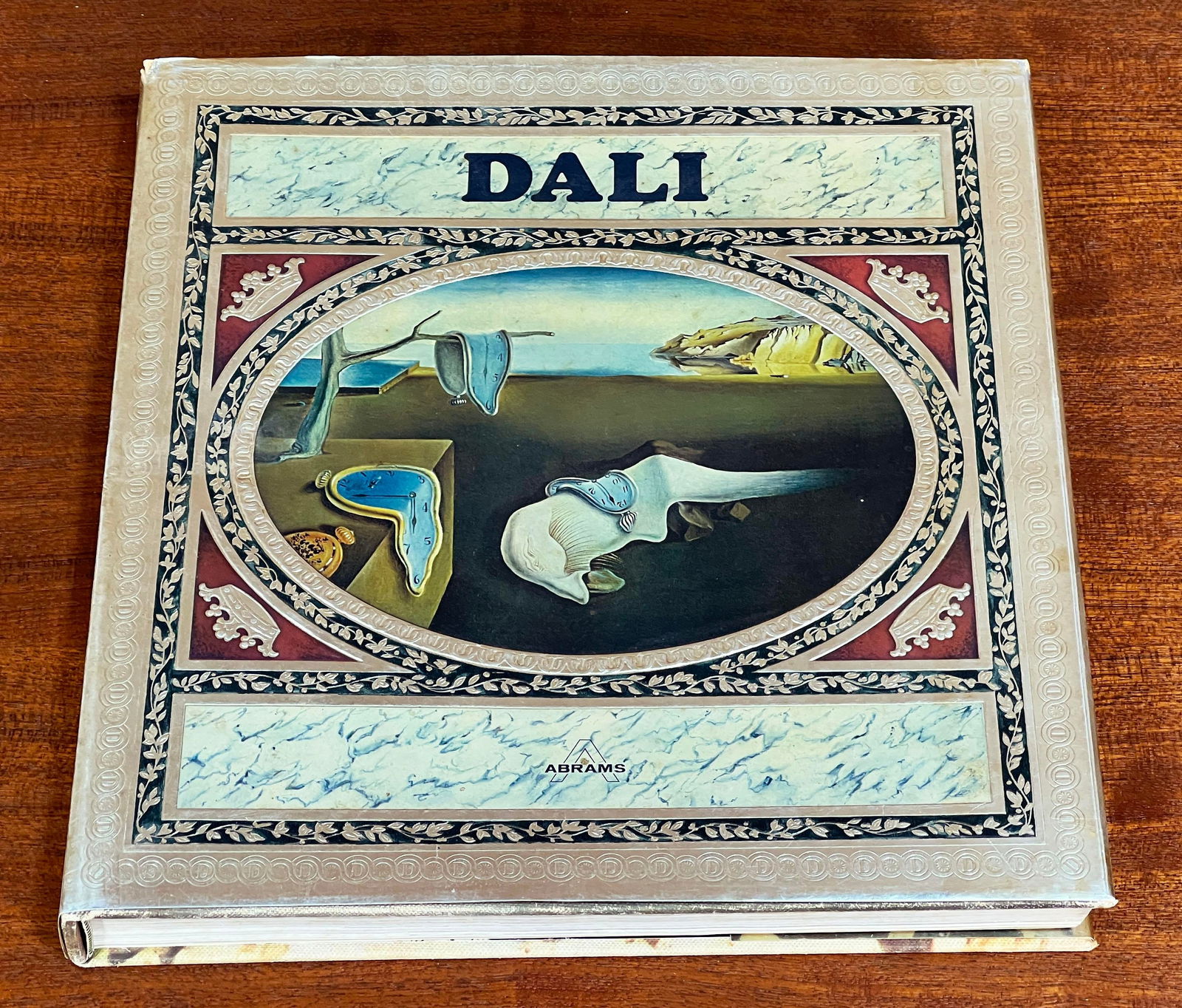 Vintage 1968 Salvador Dali Art Coffee Table Book Printed in France - 3