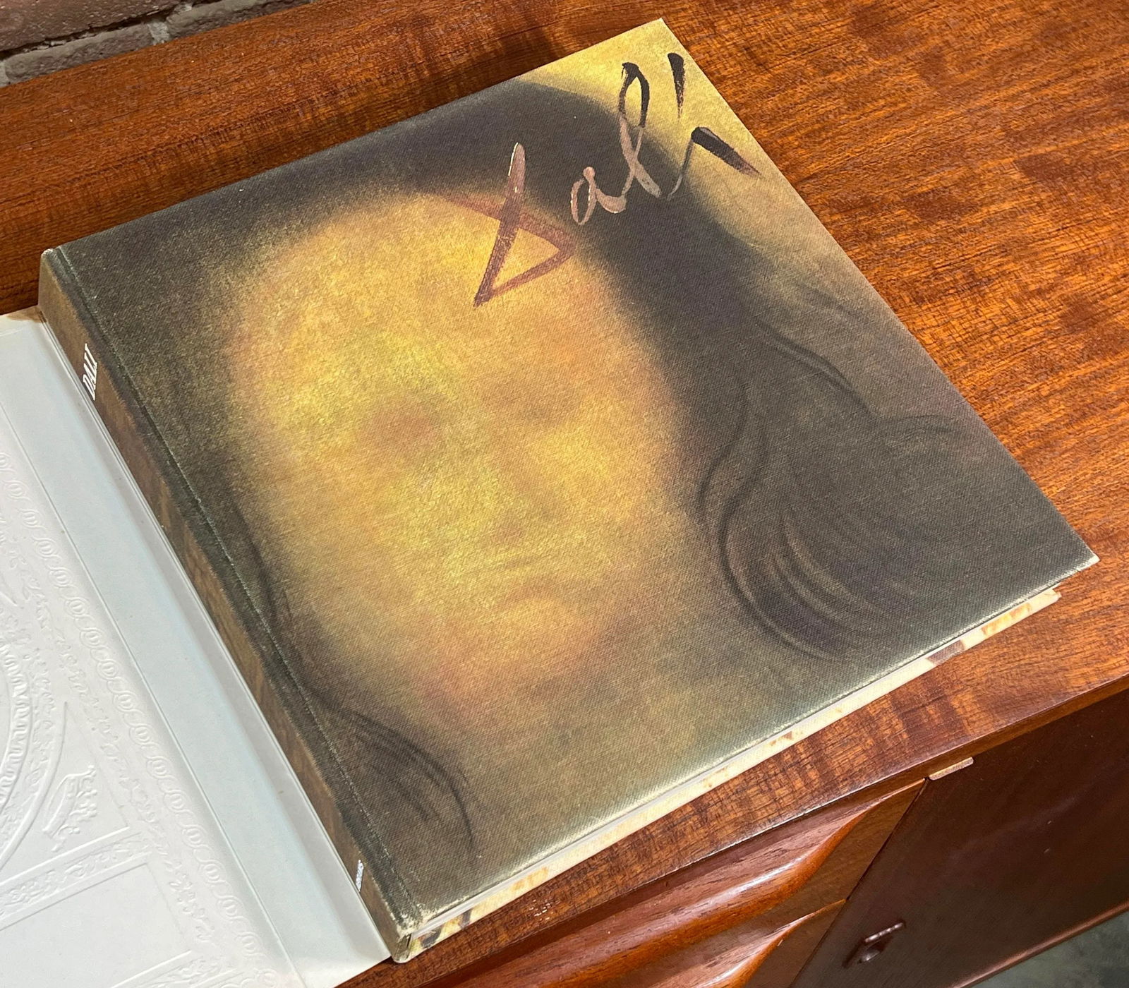 Vintage 1968 Salvador Dali Art Coffee Table Book Printed in France - 5