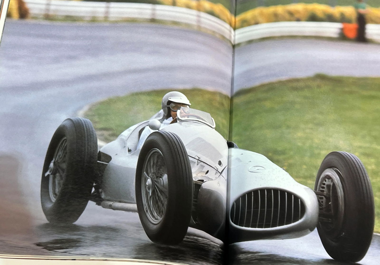 Vintage Mercedes Benz Portrait of a Legend Coffee Table Book - 4