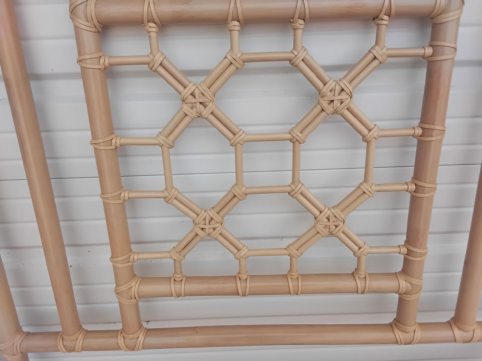 1980s Pair Rattan Chippendale Twin Headboards - 9