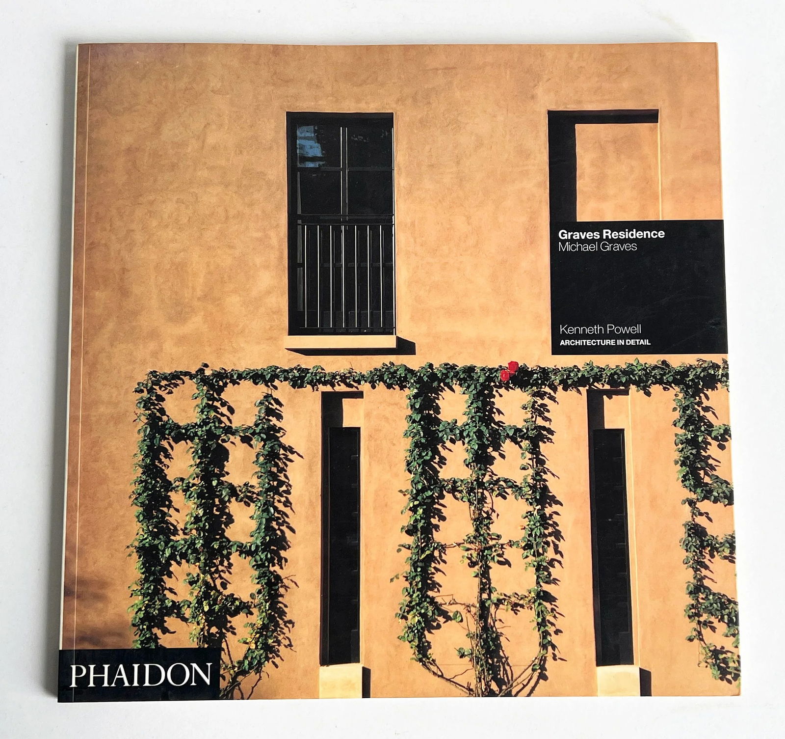 1995 Graves Residence by Michael Graves Coffee Table Book by Phaidon Architecture in Detail - 2