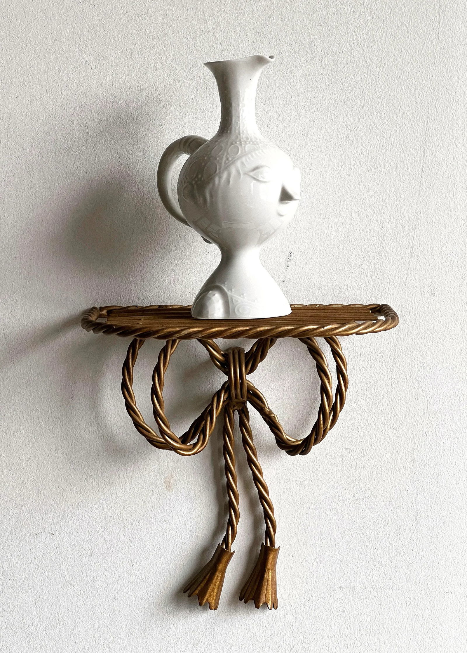 Pair of Vintage Italian Gold Rope Ribbon and Tassel Wall Shelves - 5