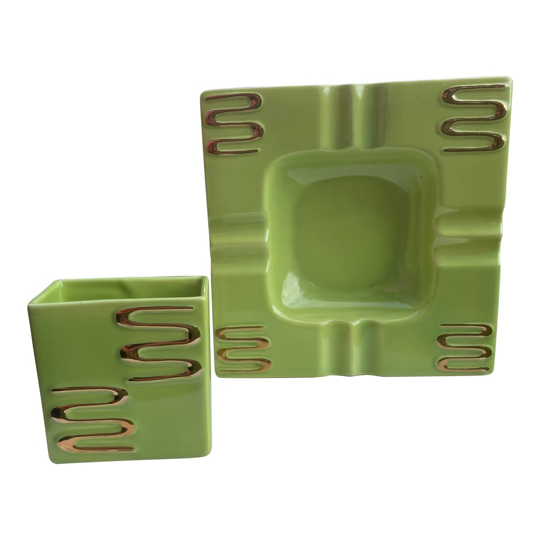 1950s Chartreuse and Gold Serpentine Ceramic Ashtray and Cigarette Box by the Bennetts of California: This mid-century modern classic by the Bennetts for California pottery, this chartreuse + gold serpentine. rare ceramic ashtray and cigarette box is in pristine shape. The box can stand alone or in