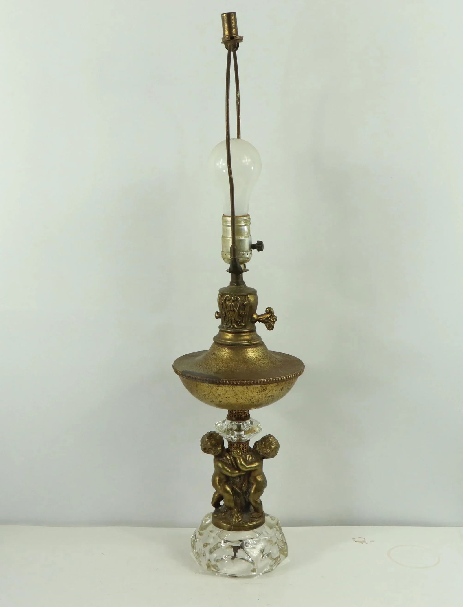 Vintage Hollywood Regency Vintage Brass Cherub Crystal Table Lamp - 4