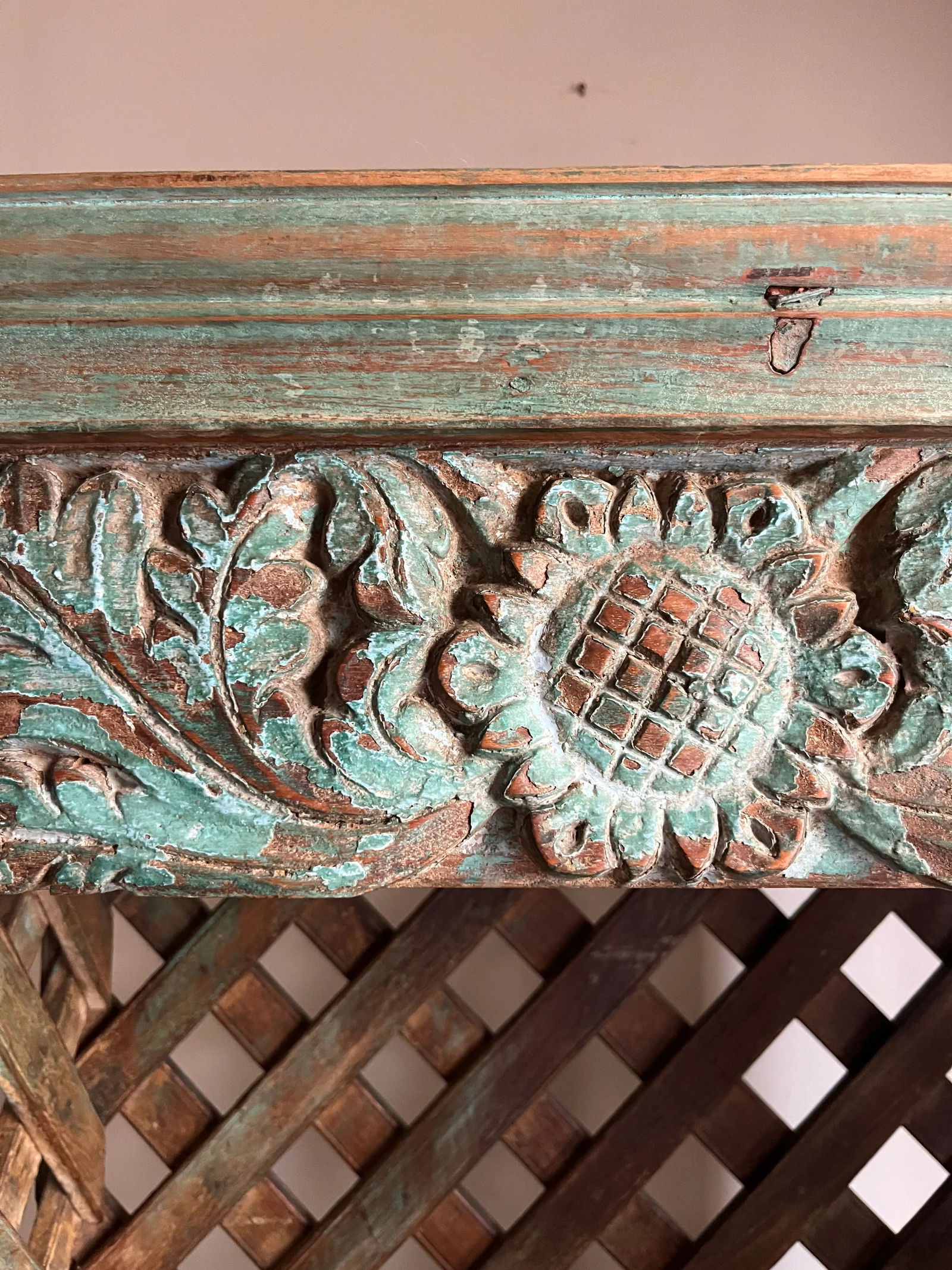 1950s Turquoise Indian Vintage Carved Shelf - 10