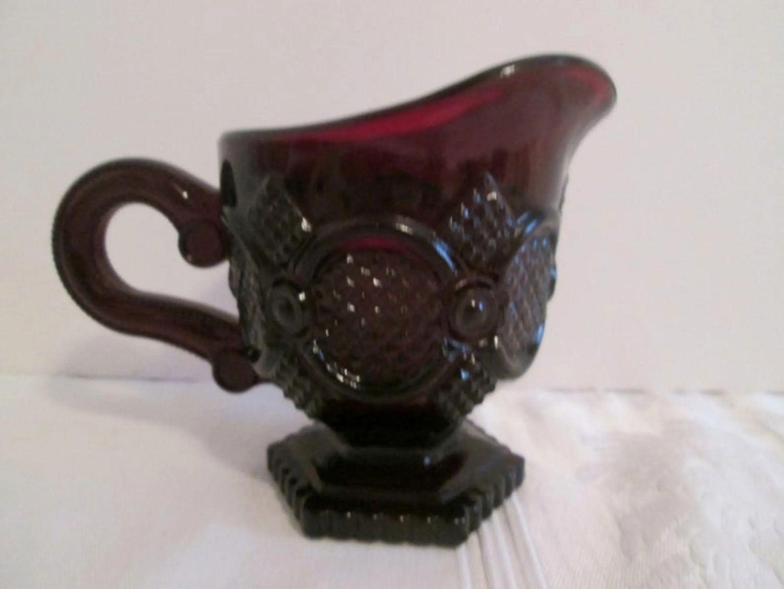 1970s Cape Cod Creamer & Sugar Bowl, a Pair - 3