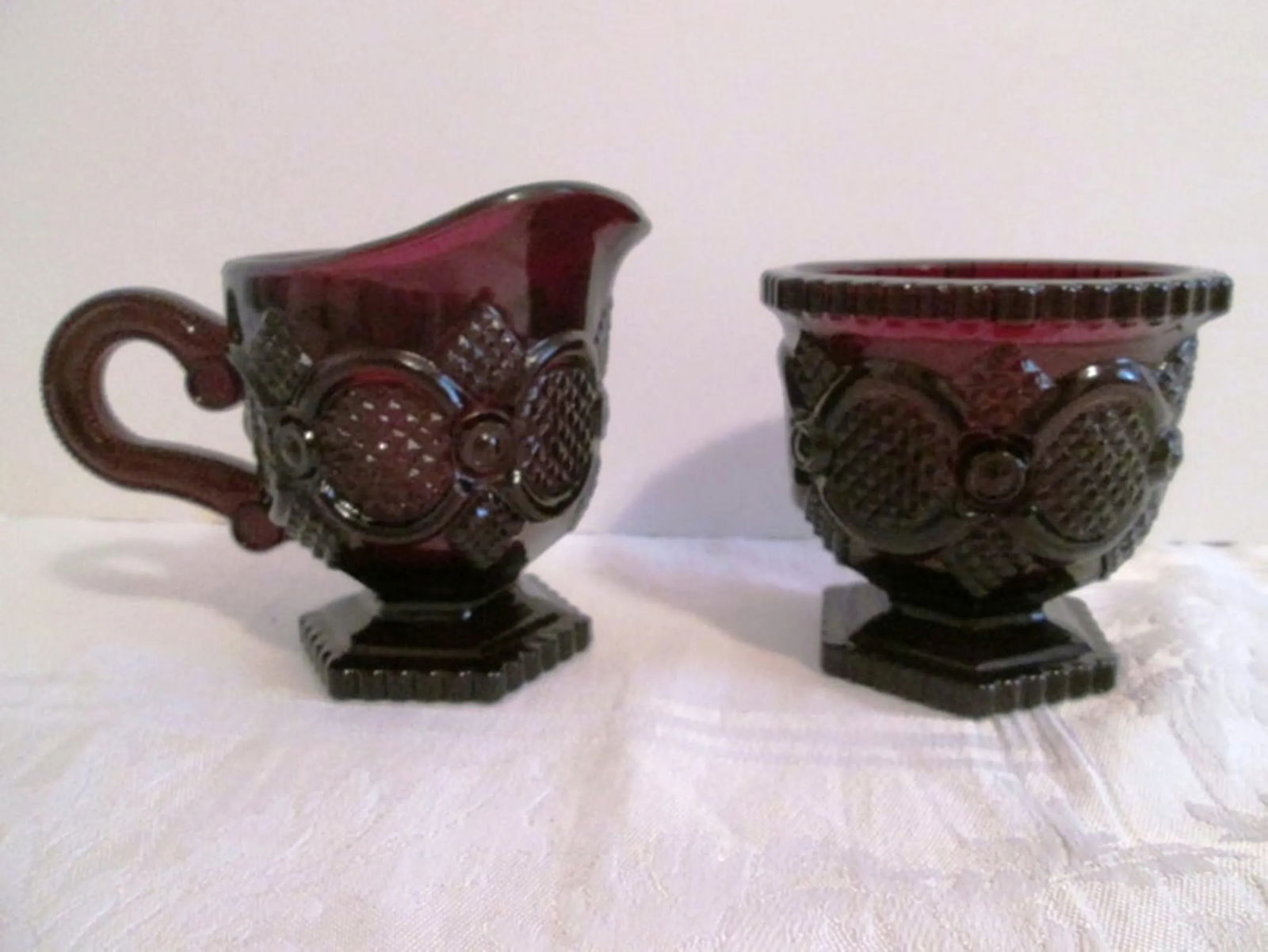 1970s Cape Cod Creamer & Sugar Bowl, a Pair - 5