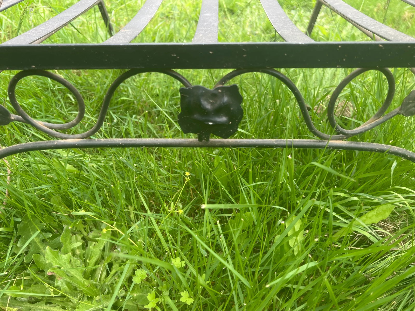 Hollywood Regency Wrought Iron Outdoor Furniture Set, 5 Pieces - 10