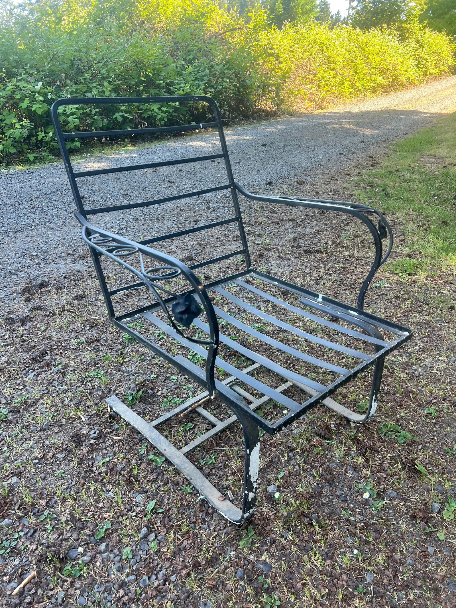 Hollywood Regency Wrought Iron Outdoor Furniture Set, 5 Pieces - 4