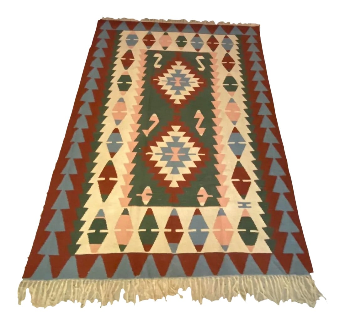 Vintage Handwoven Wool Flat Weave Fringed Turkish Rug: Vintage Antique Handwoven Flat Weave Wool Turkish Aztec Navajo Print Area Rug Area Rug Has normal wear from age/storage. May have some slight dirtiness from storage and while photographing. No