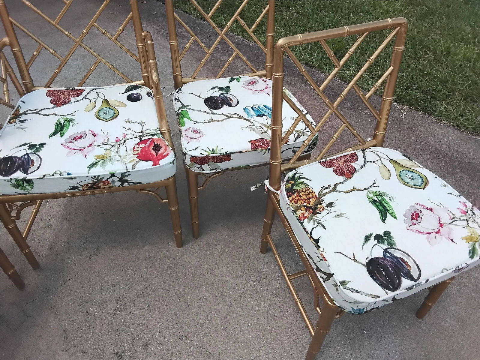 1960s Chinoiserie Chippendale Dining Chairs - Set of 12 - 2