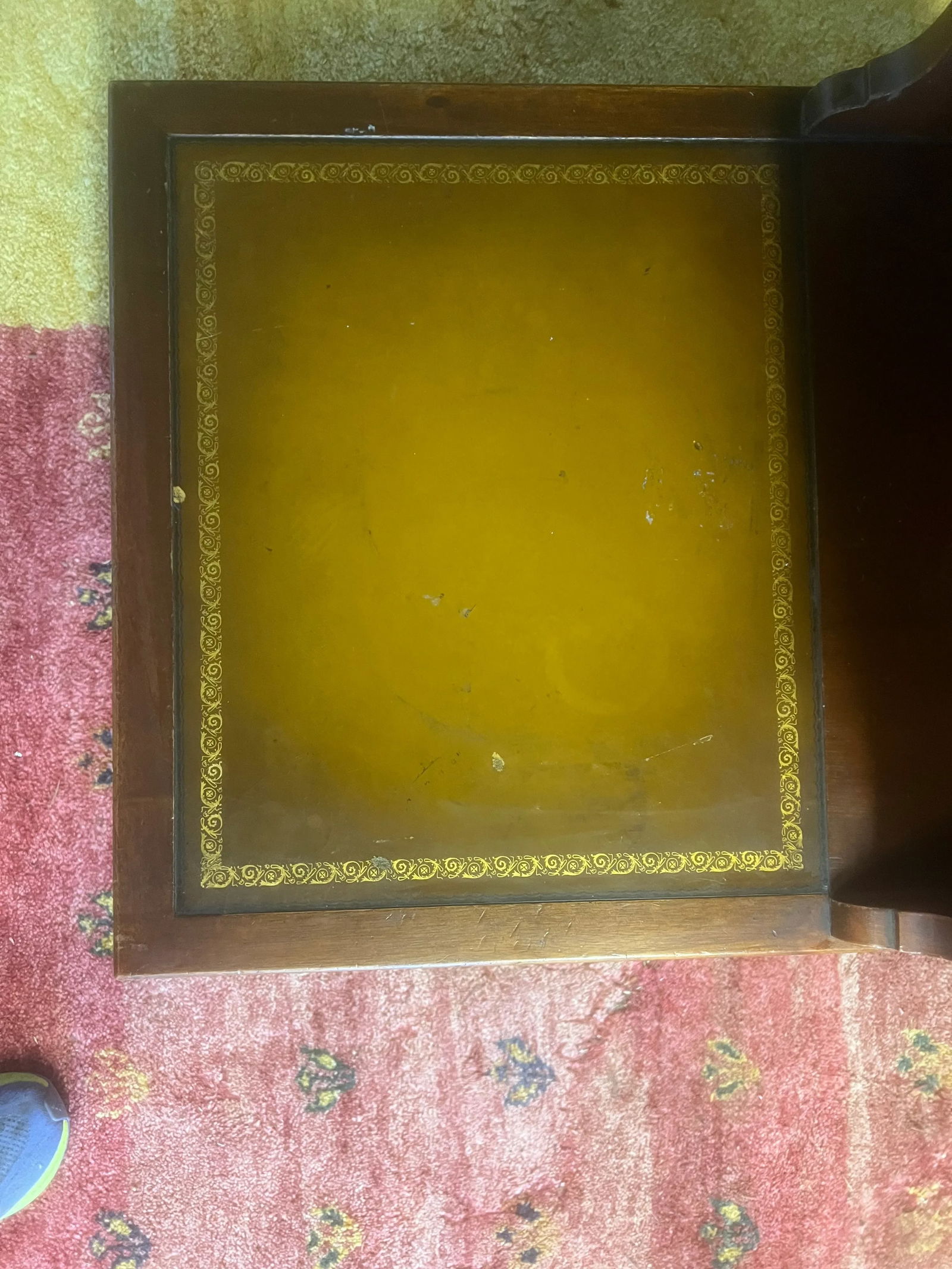 1960s Classic Mahogany Mersman Leather Side Table With Gold Stencil - 3