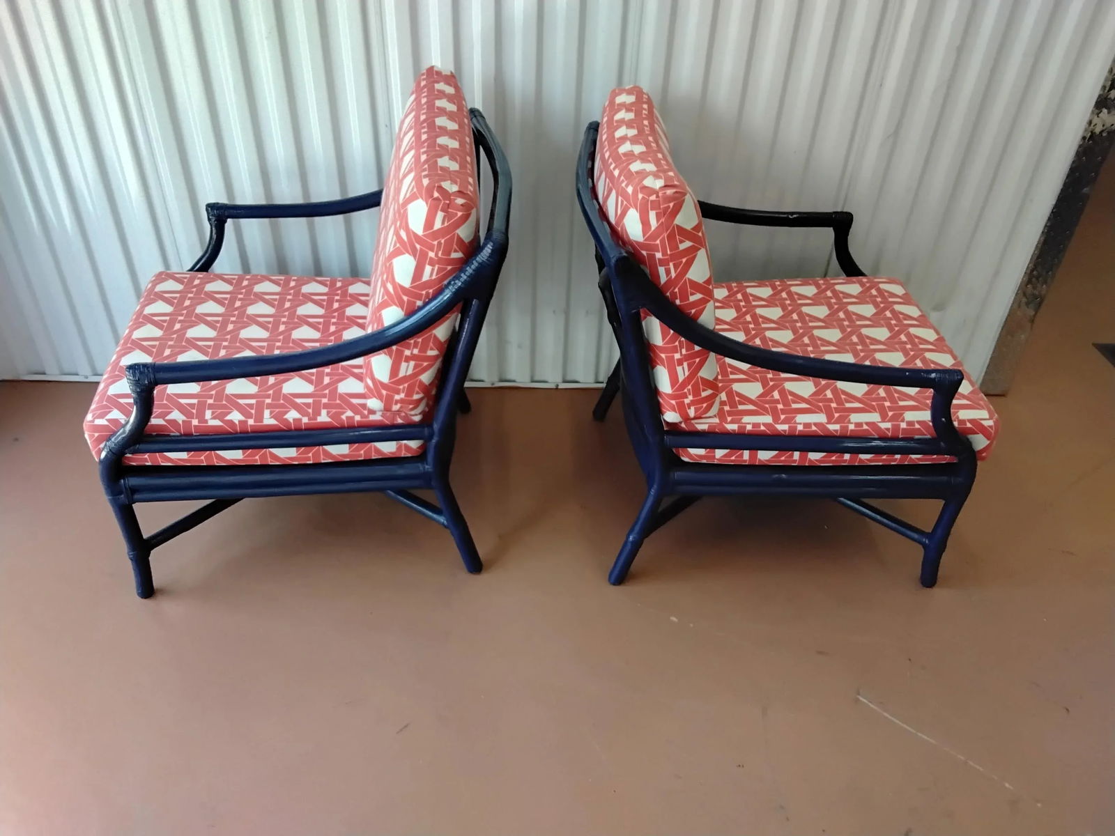1970s McGuire Style Target Back Accent Chairs- Set of 2 - 2