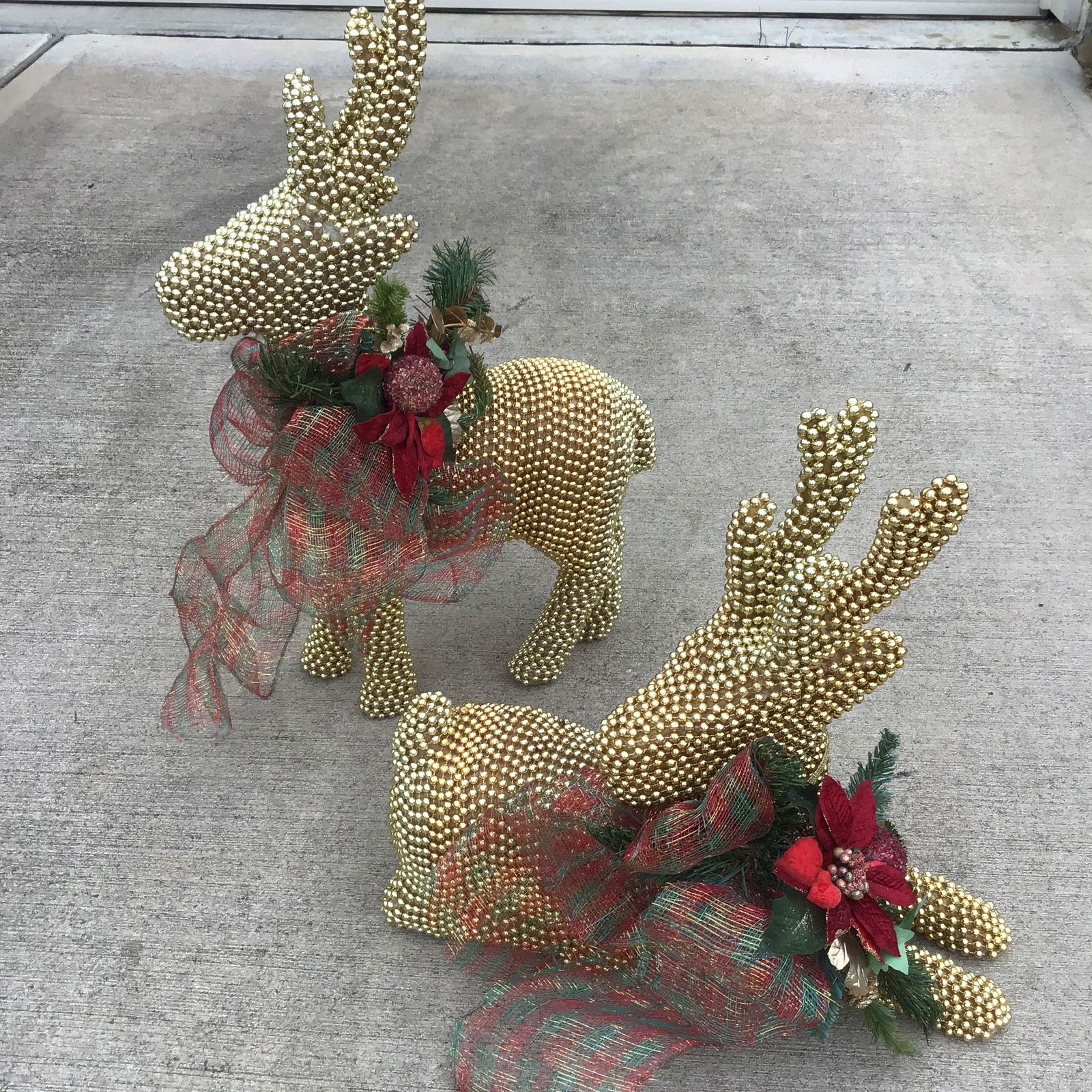 Reindeer Vintage 1990s Large Deer With Gold Bead Embellishment - a Pair - 2