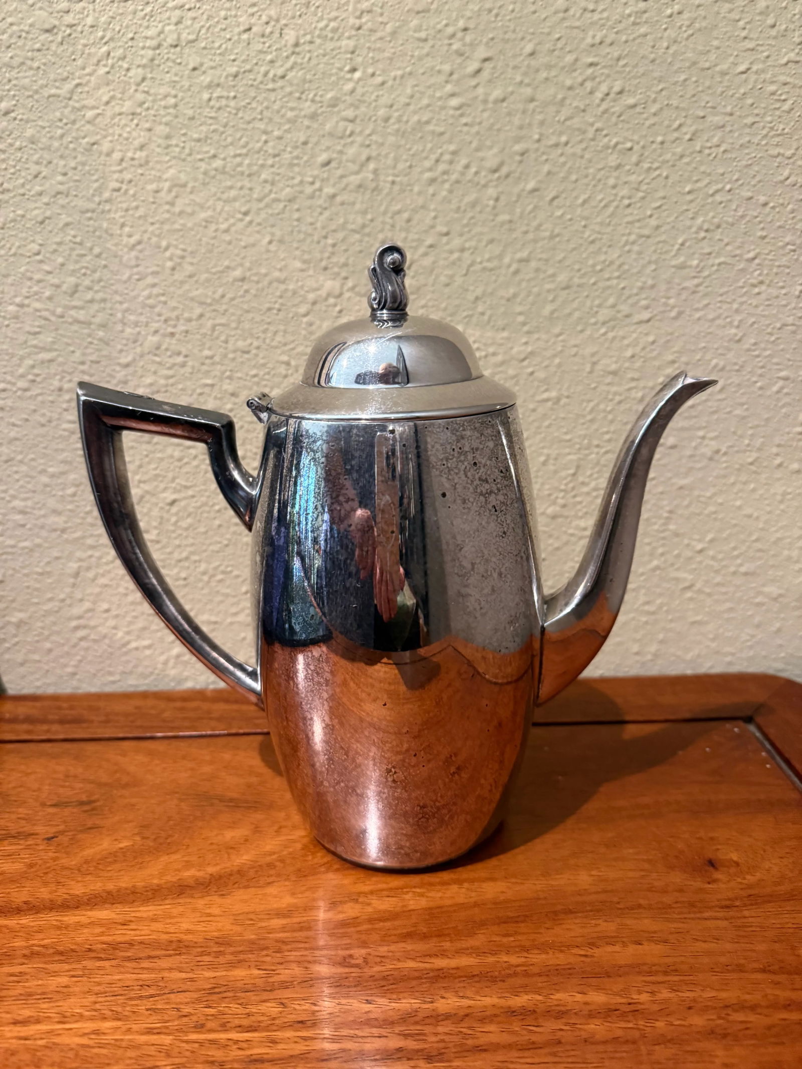 1940s Oneida Silversmiths Silver Plated 3-Piece Tea Set Pitcher, Creamer & Sugar Bowl Set - 2