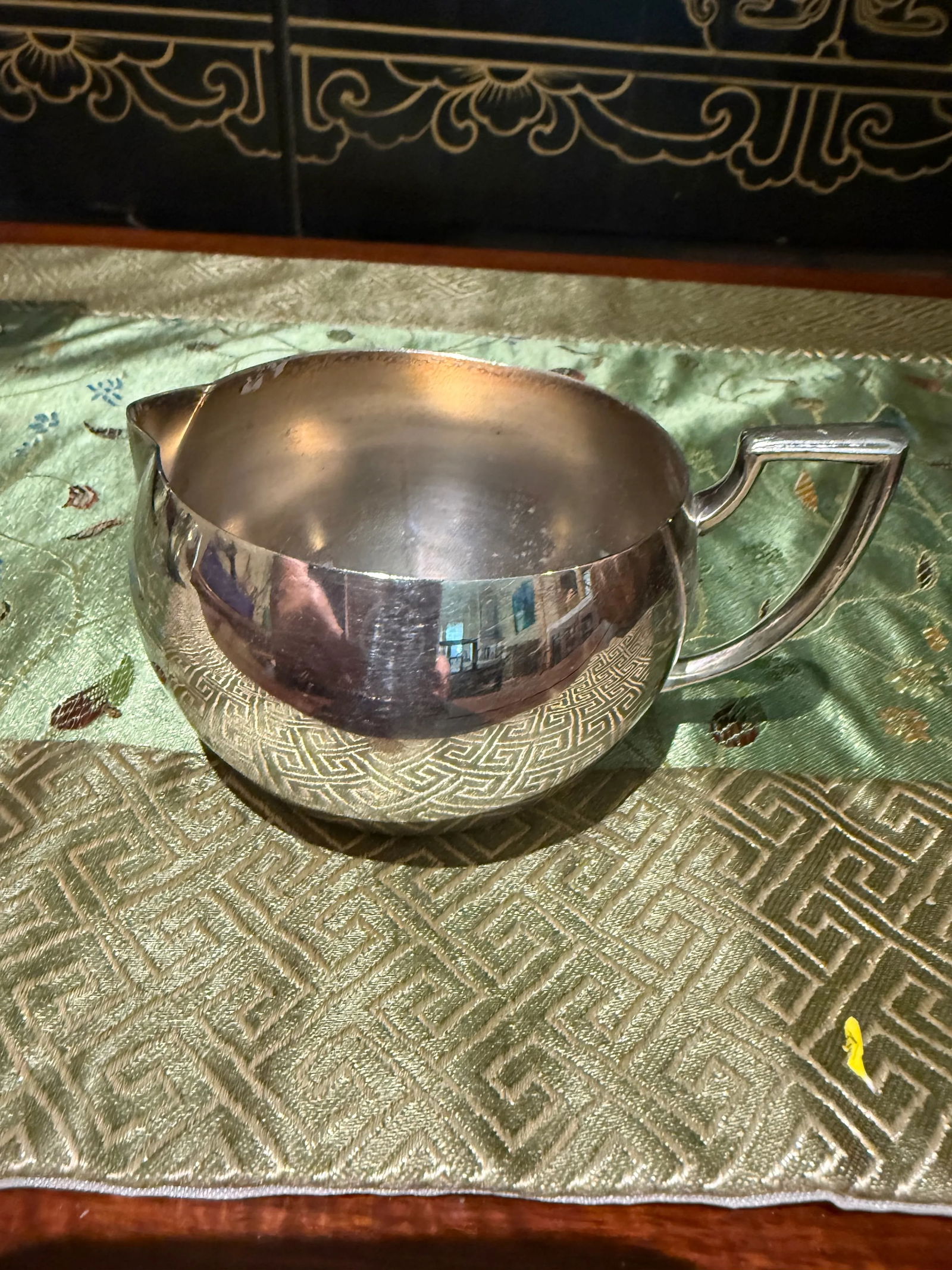 1940s Oneida Silversmiths Silver Plated 3-Piece Tea Set Pitcher, Creamer & Sugar Bowl Set - 4