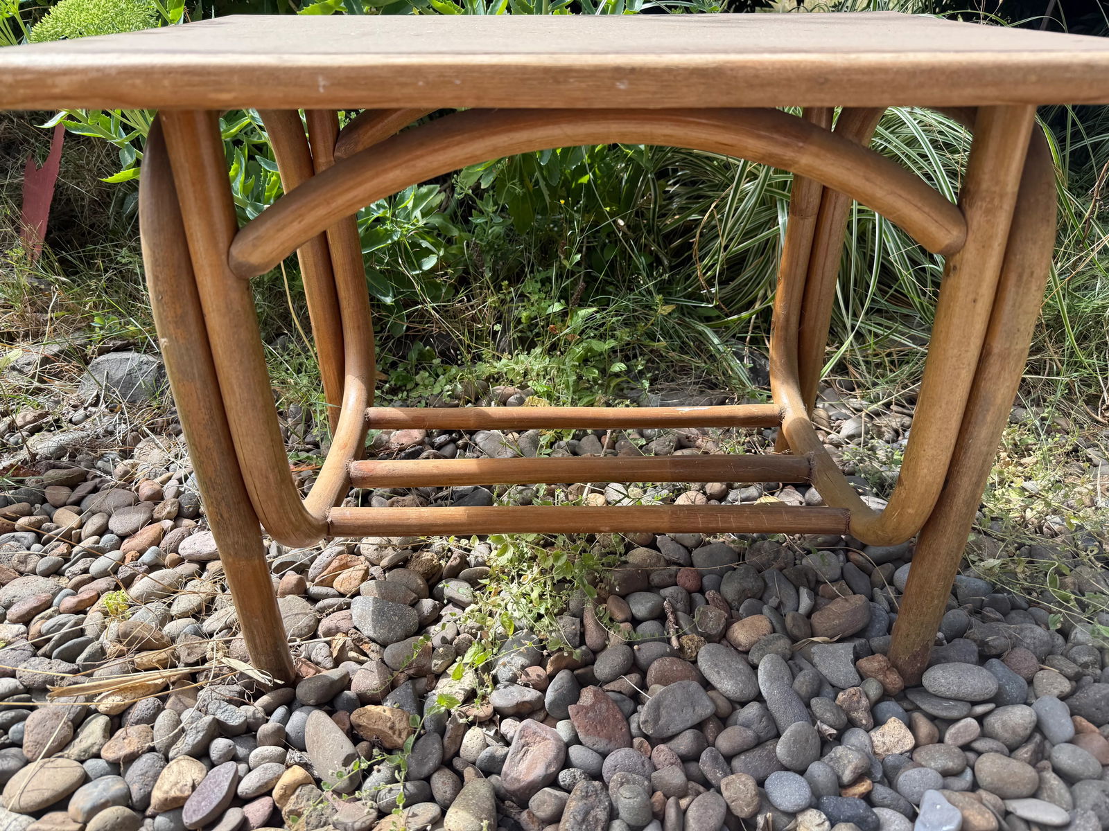 1990s Coastal Chic Bentwood Faux Bamboo Side Table - 2