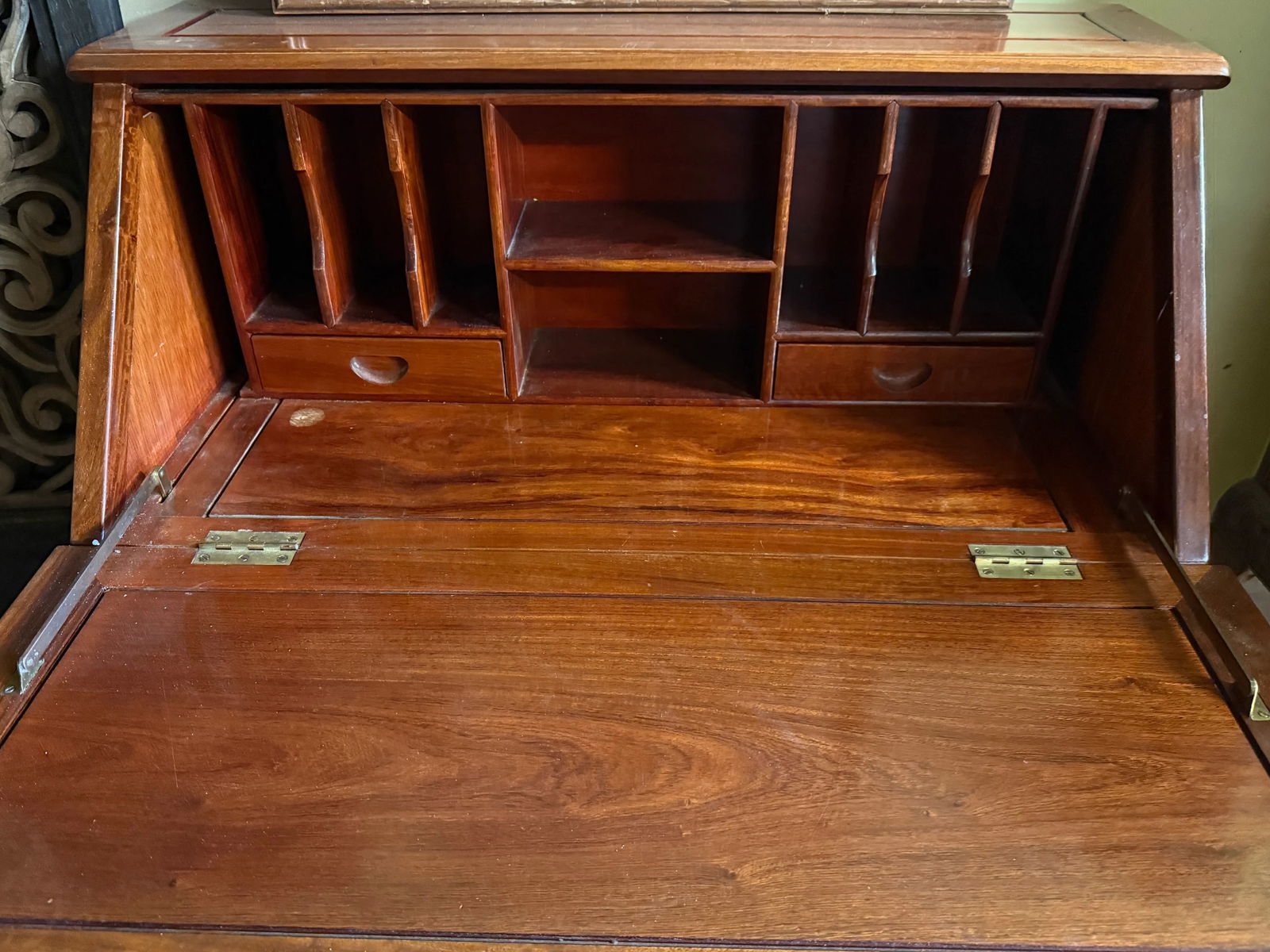 Modern Magic 1960s Hand Carved Rosewood Desk Custom Made in Hong Kong in the Style of George Zee - 12