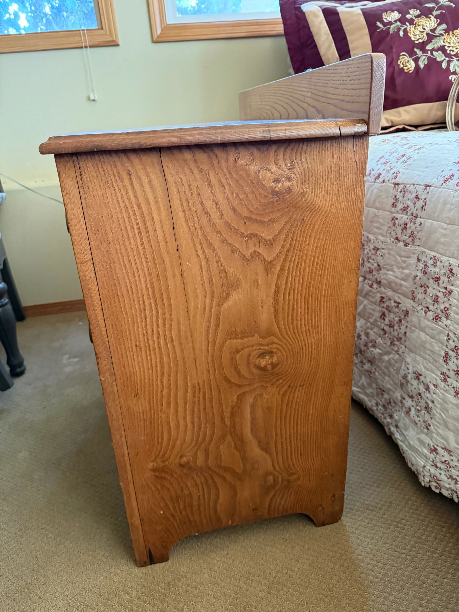 Antique Eastlake Three Drawer Dresser With Carved Leaf Handle Pulls - 11