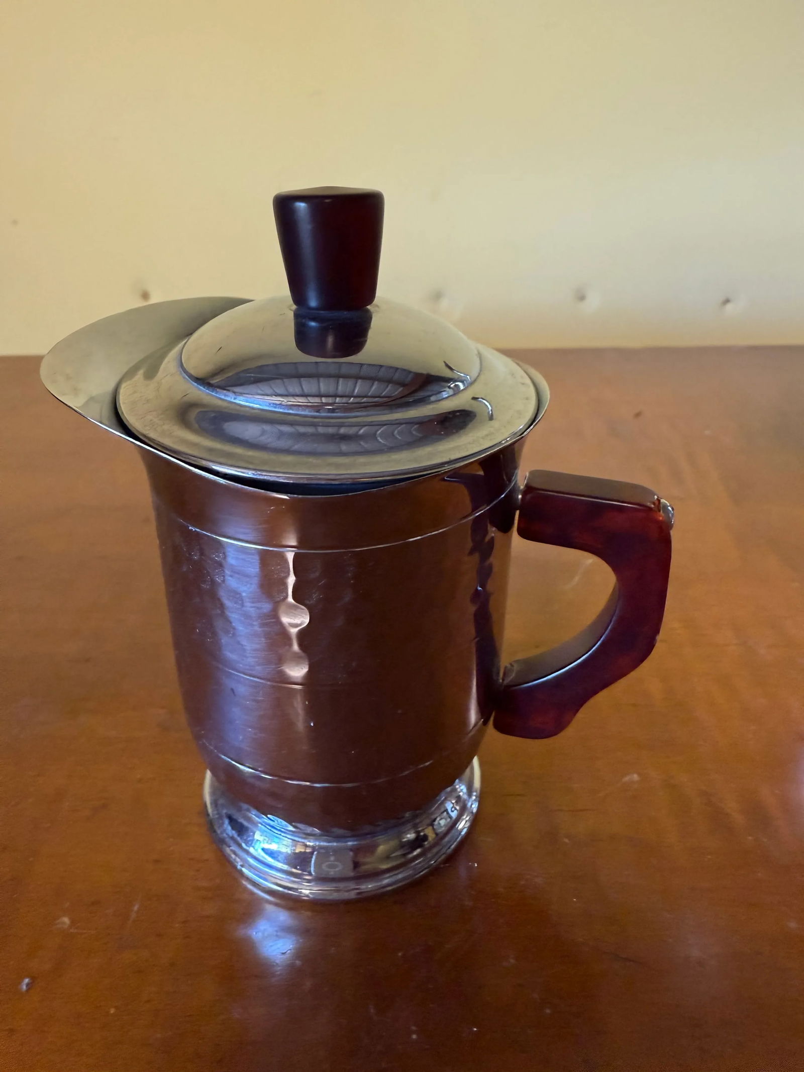 1960s Oneida Stainless Chrome Coffee Pot Including Creamer and Sugar Set With Bakelite Handles- 3 Pi - 7
