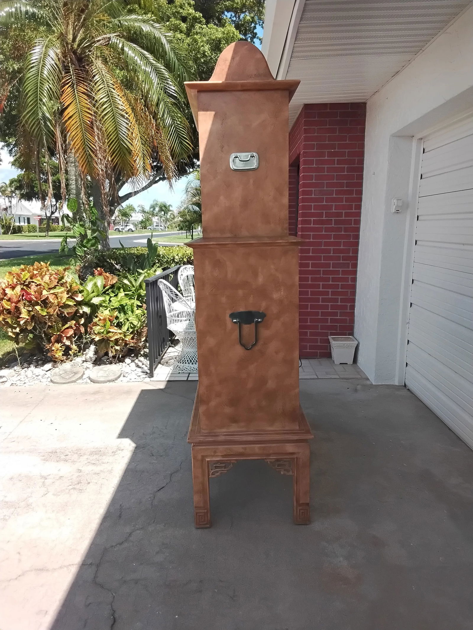 1990s Henerdon Chinoiserie Tv Armoire - 5