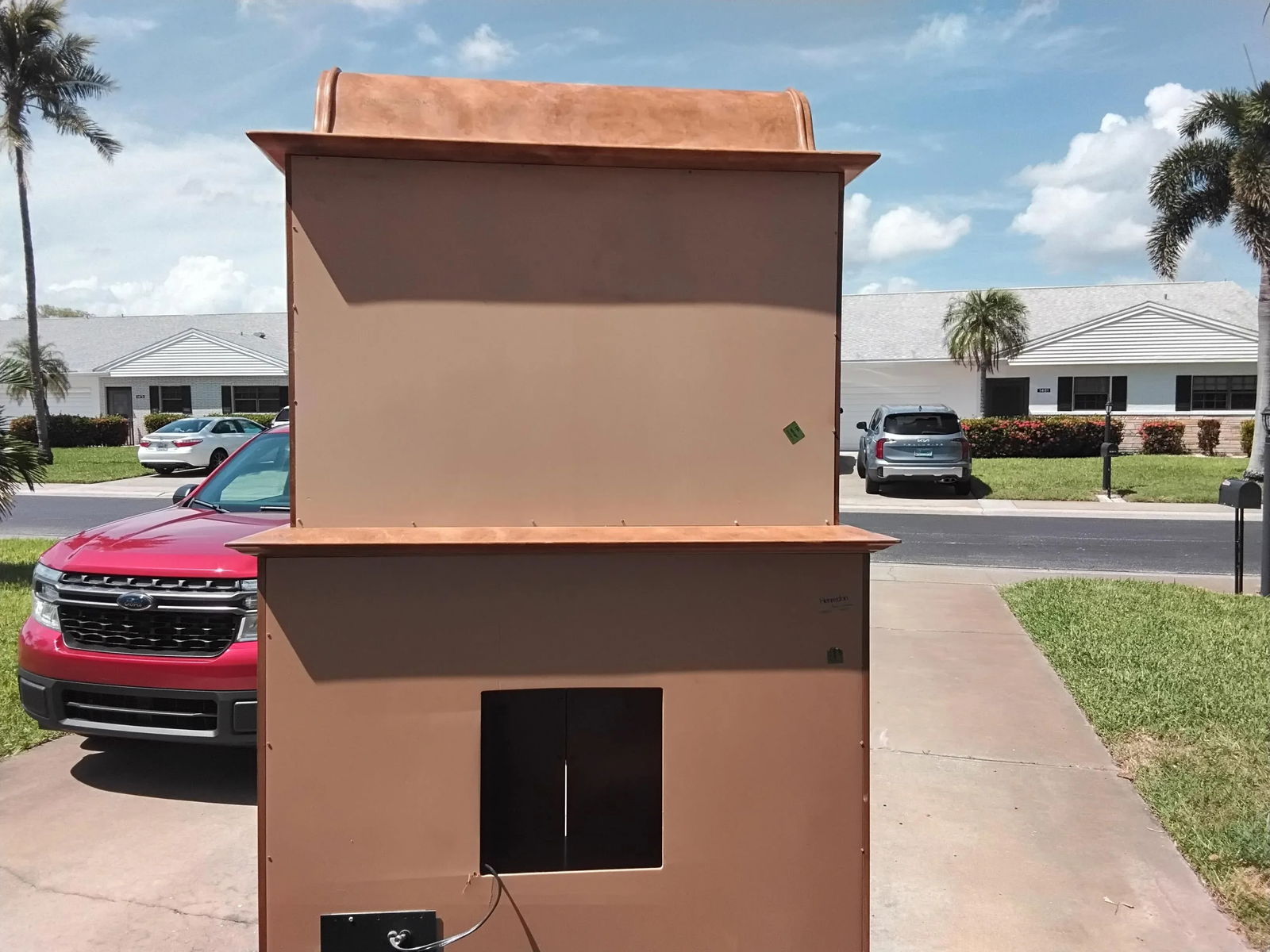 1990s Henerdon Chinoiserie Tv Armoire - 7